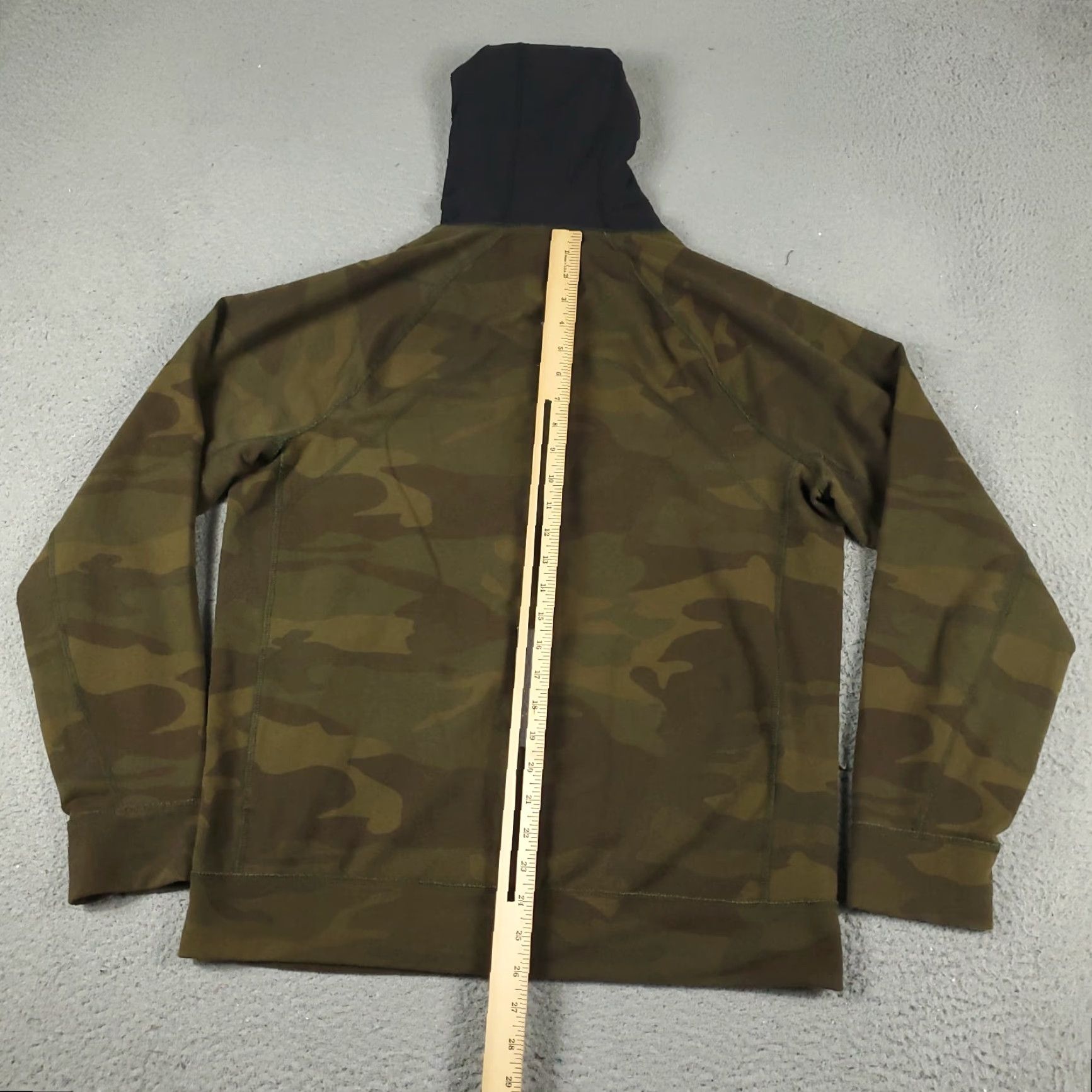Abercrombie & Fitch Abercrombie & Fitch Men's Medium Green Camouflage Zip Hoodie Sweatshirt Size US M / EU 48-50 / 2 - 6 Thumbnail