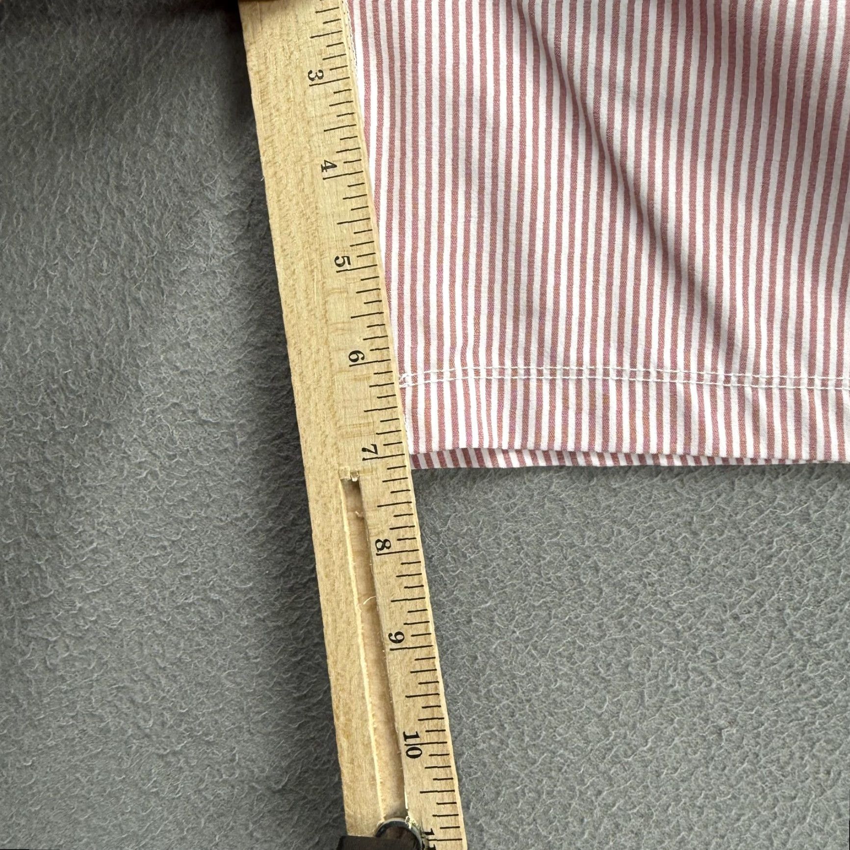 Swims Birddogs Shorts Mens Small Pink Striped Elastic Waist 7 Inseam Lined Casual Swim Random Size US 29 - 7 Thumbnail