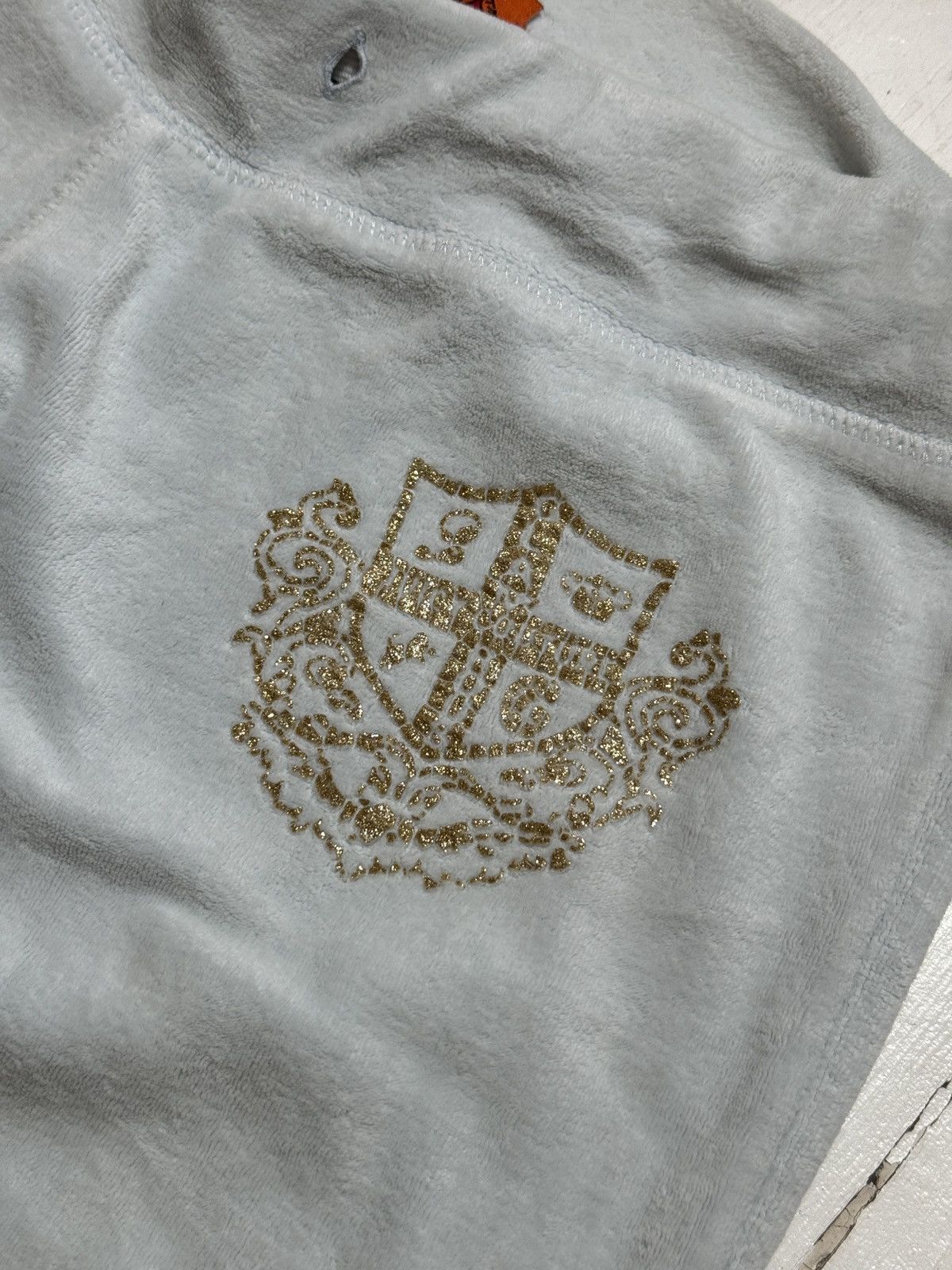 Juicy Couture VINTAGE JUICY COUTURE VELOUR 2000s BACK LOGO BLUE PANTS Size 28" / US 6 / IT 42 - 4 Thumbnail