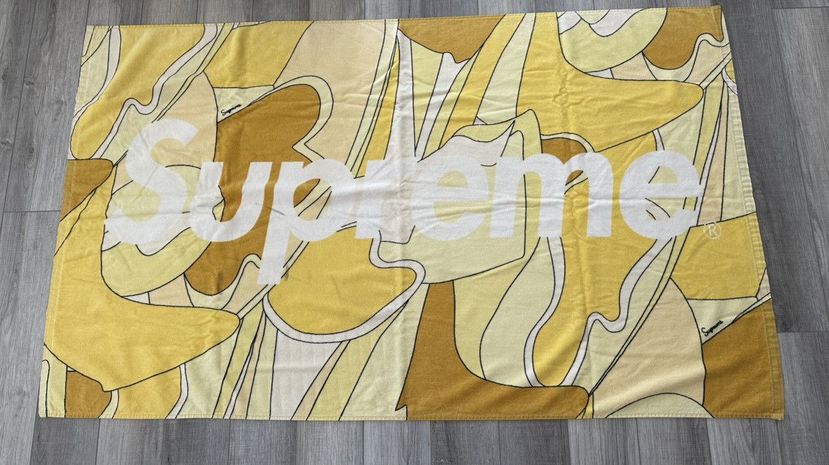 Supreme Abstract Beach Towel | Grailed