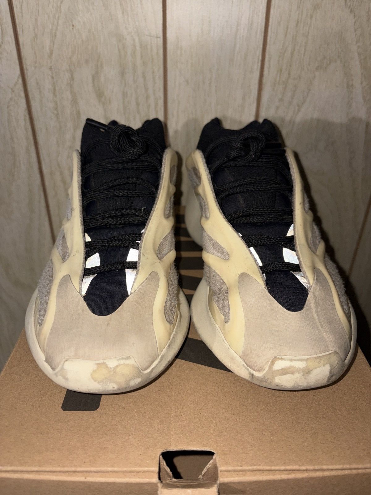 Adidas × Kanye West Adidas Yeezy 700 Azael Size US 8.5 / EU 41-42 - 5 Thumbnail