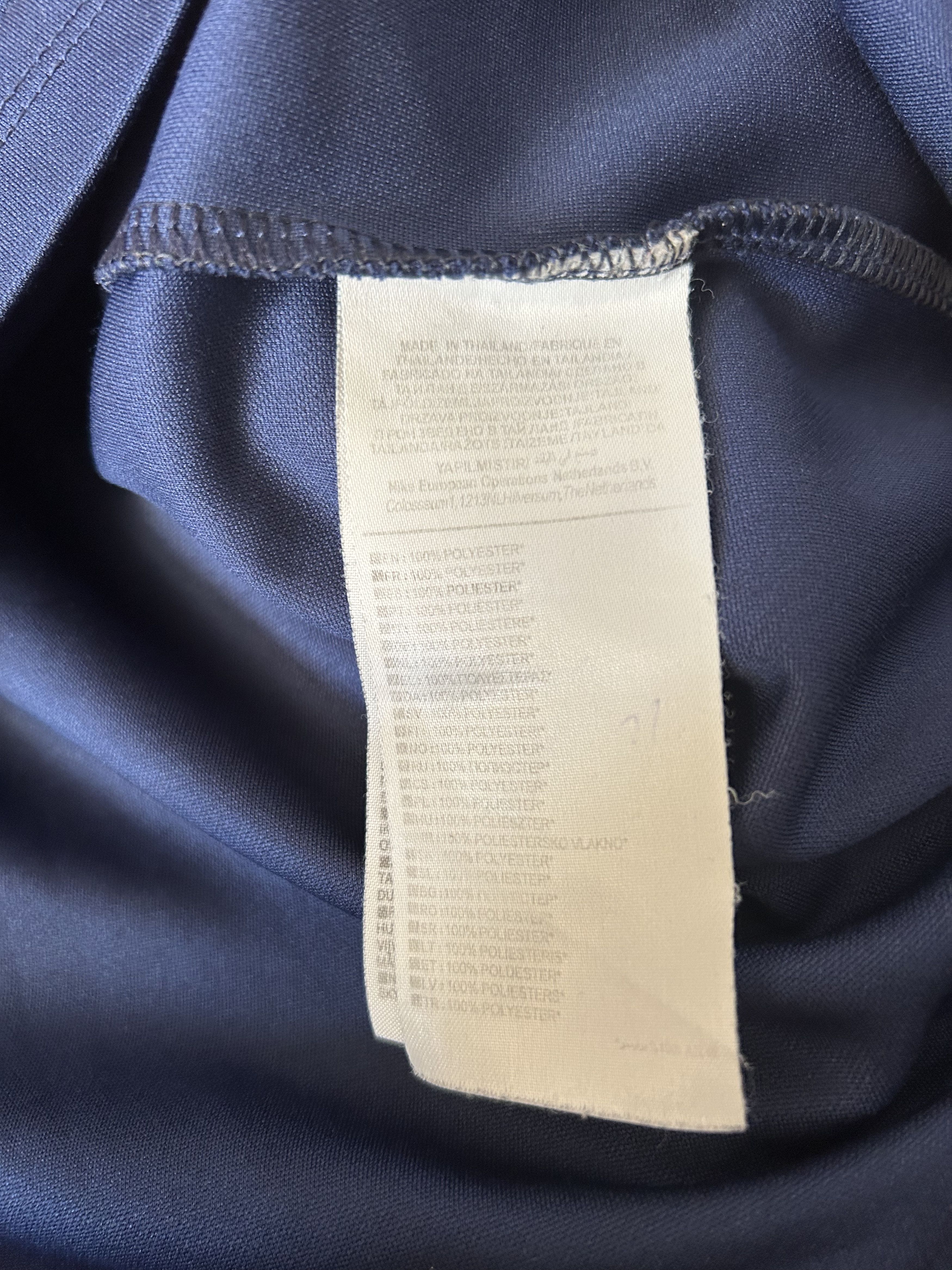 Nike PSG training sweatshirt - Nike - S - UNIQUE Size US S / EU 44-46 / 1 - 6 Thumbnail