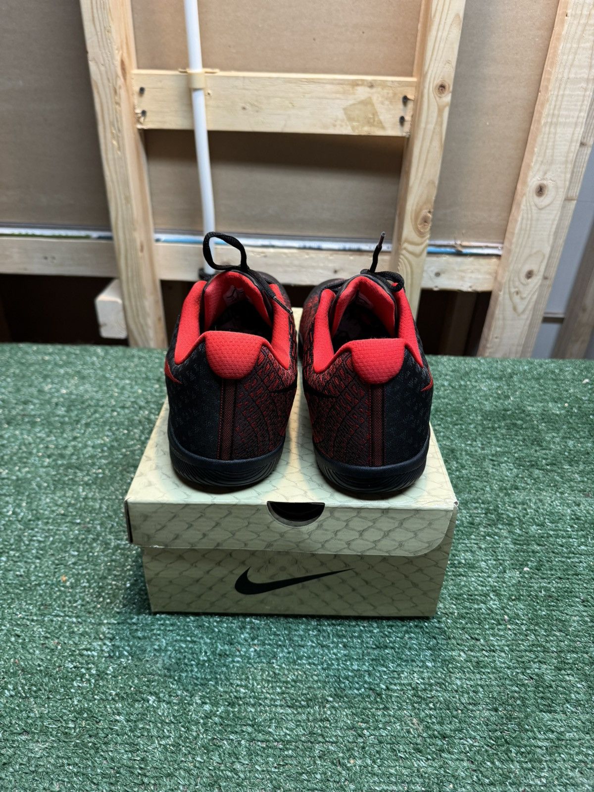 Nike Nike Mamba Instinct Bred Size 12 Size US 12 / EU 45 - 11 Thumbnail