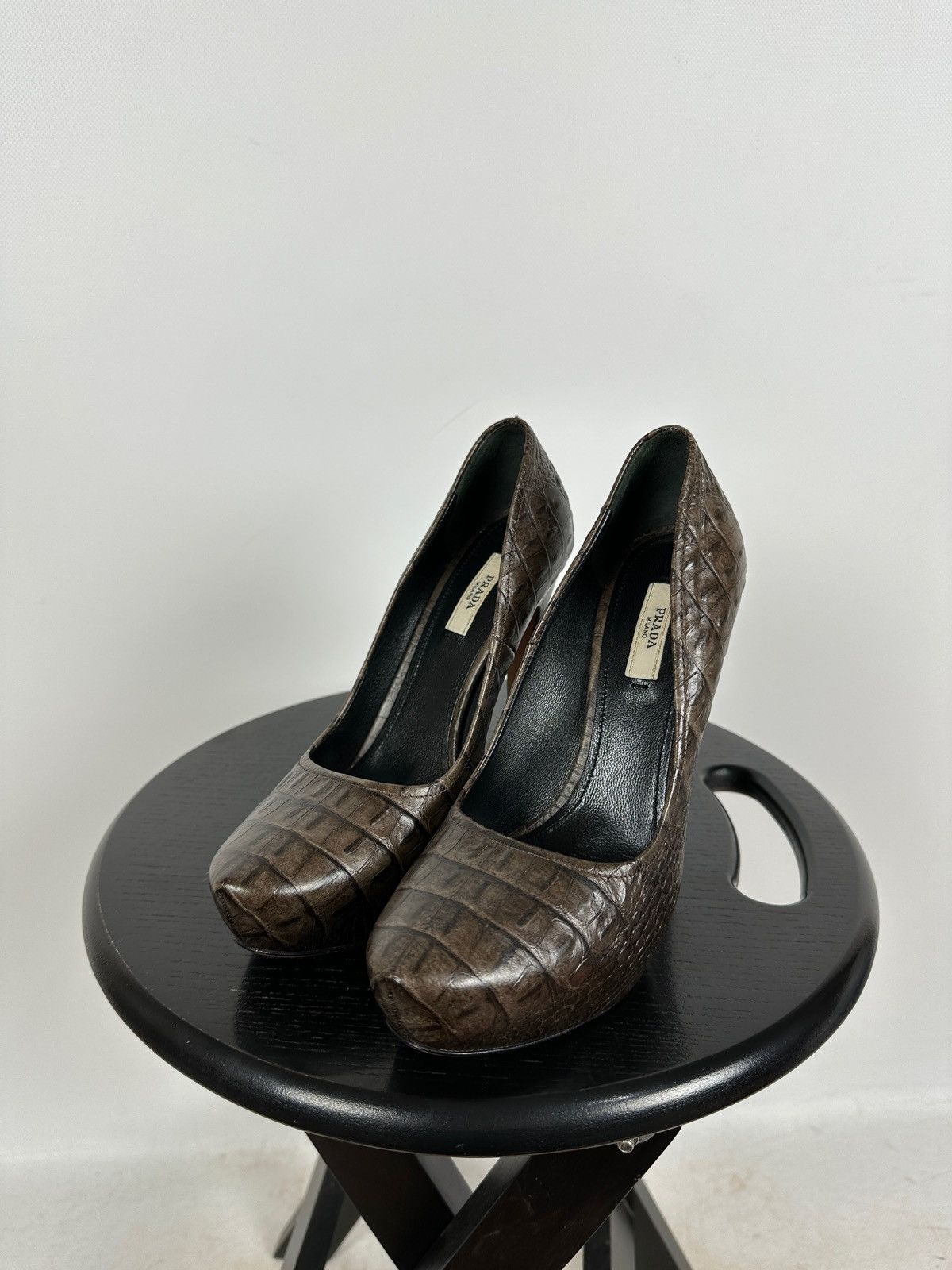 Prada Prada Crocodile Brown Leather Heels Pumps Size US 8.5 / IT 38.5 - 6 Thumbnail