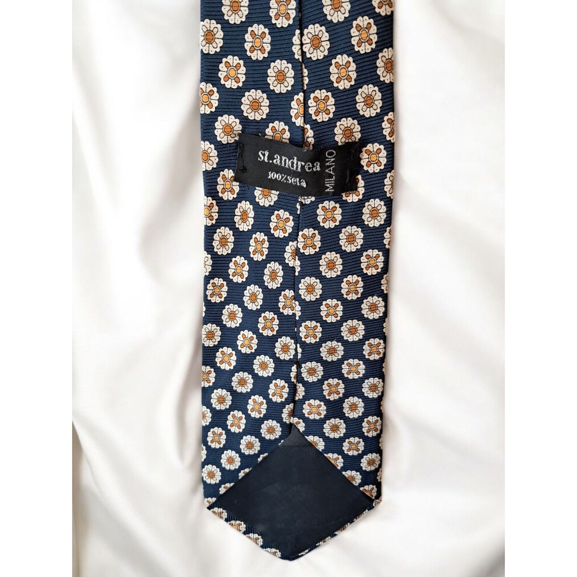 Vintage Vintage 1980s-1990s St. Andrea Milano 100% Silk Tie—Navy & C Size ONE SIZE - 4 Thumbnail