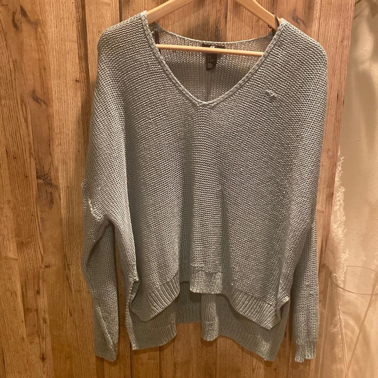 H&M Green V-neck knit oversize sweater Size M / US 6-8 / IT 42-44 - 1 Thumbnail