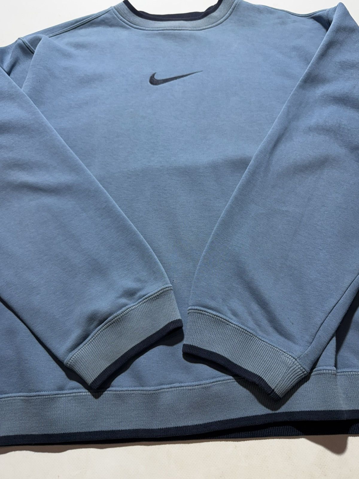 Nike Vintage 90s Nike Central Logo Sweatshirt Size US L / EU 52-54 / 3 - 3 Thumbnail
