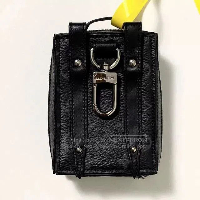Louis Vuitton LV Black Monogram Virgil Keychain Wallet. Size ONE SIZE - 2 Thumbnail