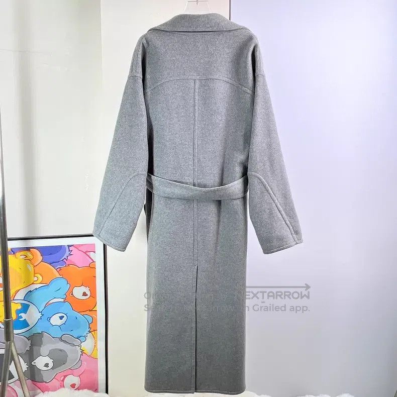 Loro Piana Loro Piana Long, loose belted cashmere coat Size M / US 6-8 / IT 42-44 - 3 Thumbnail