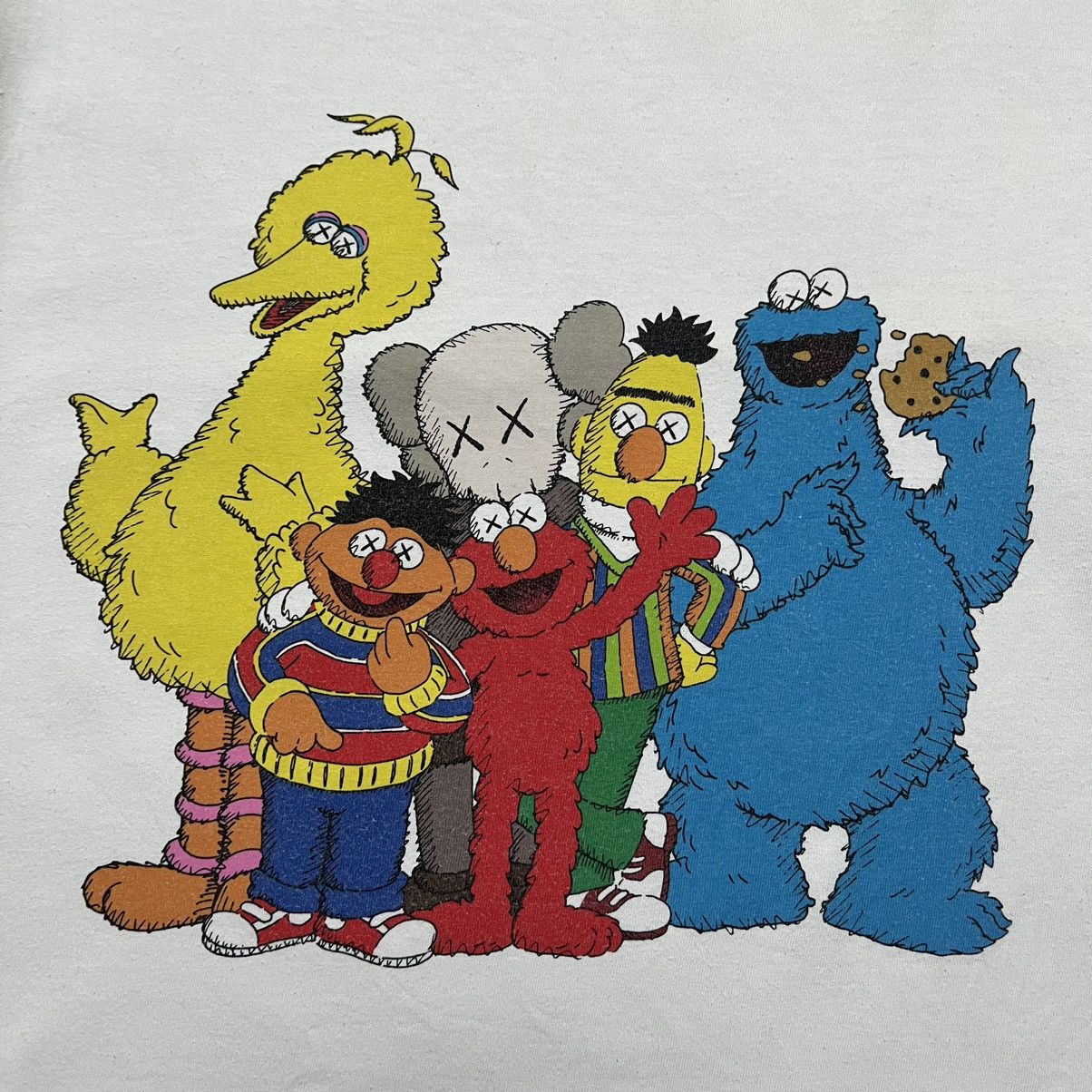 Kaws × Uniqlo Kaws X Uniqlo X Sesame Street White Tee Y2K Streetwear Size US L / EU 52-54 / 3 - 3 Thumbnail