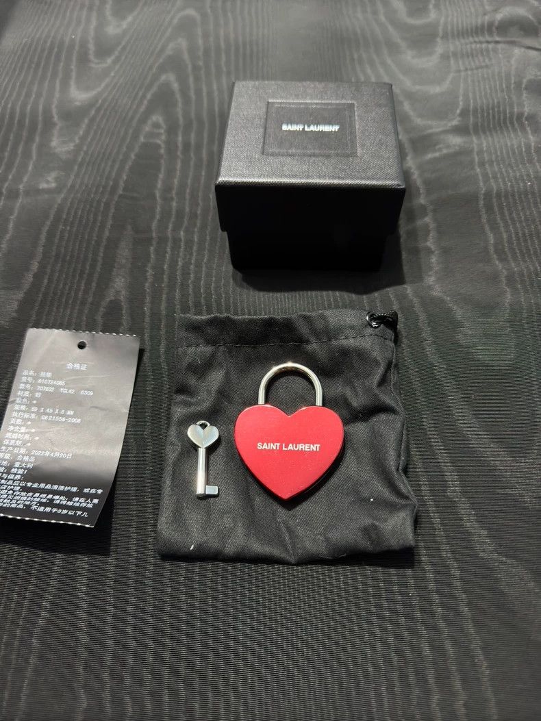 Yves Saint Laurent saint laurent Love Padlock 2501-Nextarrow Size ONE SIZE - 9 Thumbnail