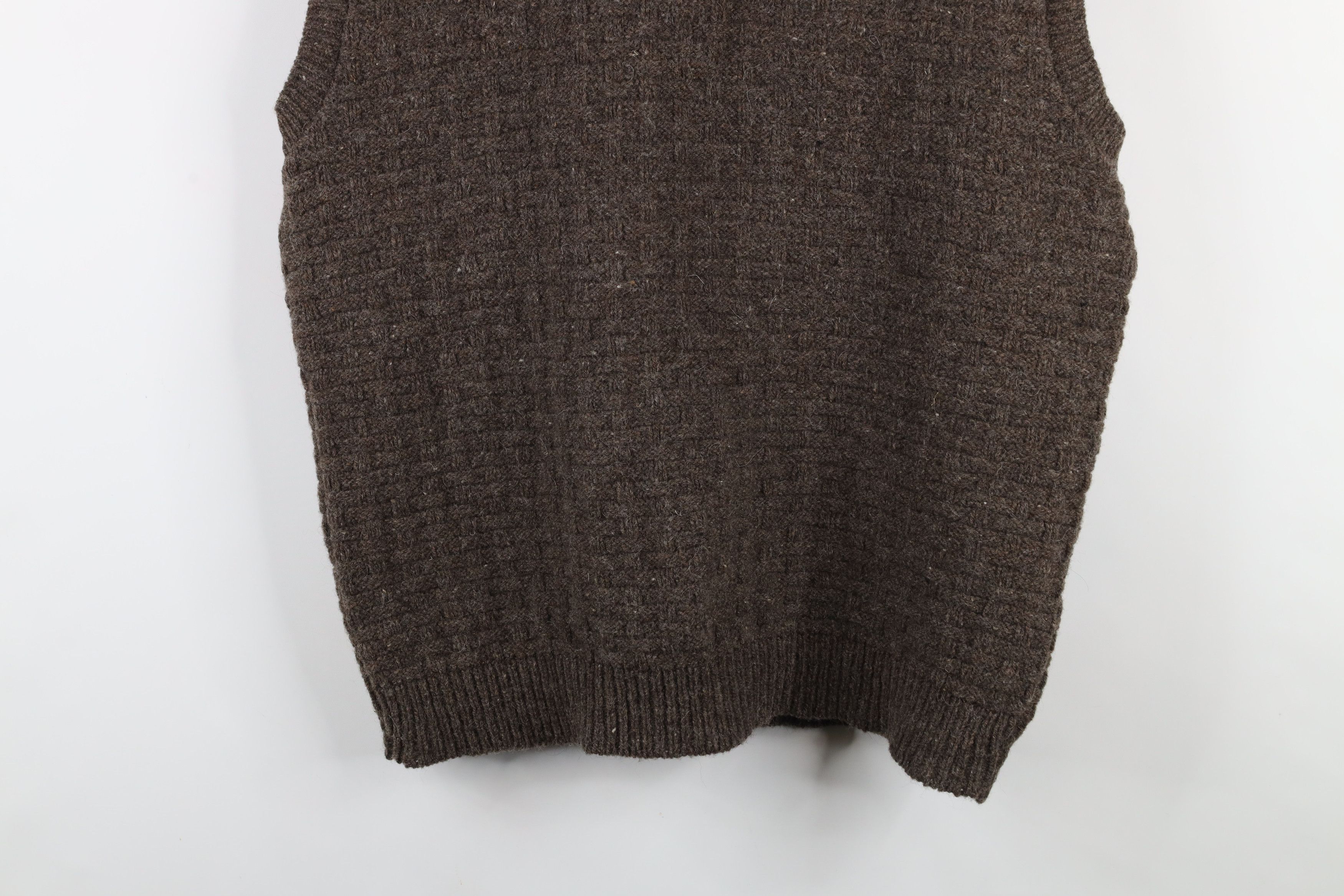 Orvis × Vintage Vintage 70s Orvis Cross Weave Knit Cardigan Sweater Vest USA Size US XXL / EU 58 / 5 - 10 Thumbnail
