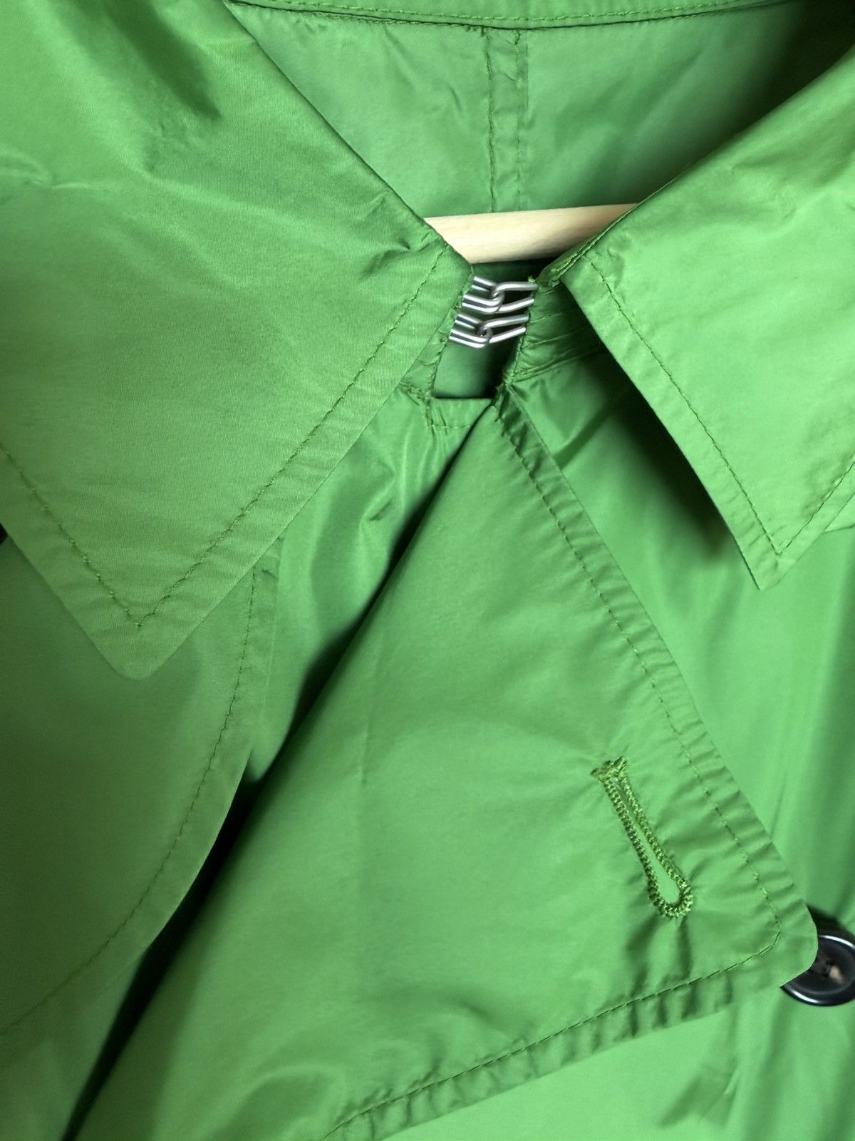 Aquascutum Gorgeous 1990’s-era Acquascutum overcoat Size US M / EU 48-50 / 2 - 4 Thumbnail