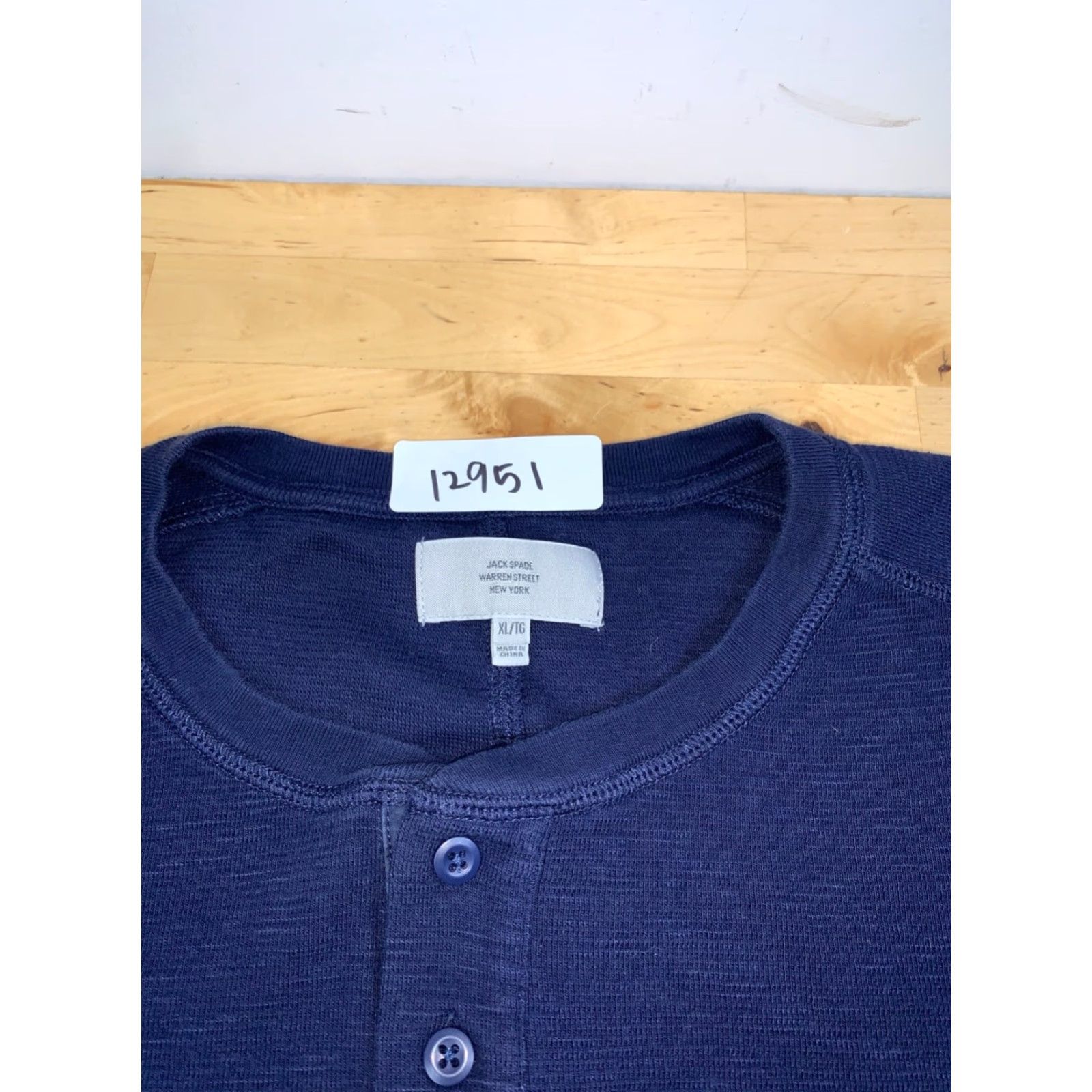 Vintage VINTAGE Jack Spade Henley Shirt Long Sleeve Men XL Blue Casual Pullover 12951 Size US XL / EU 56 / 4 - 2 Thumbnail