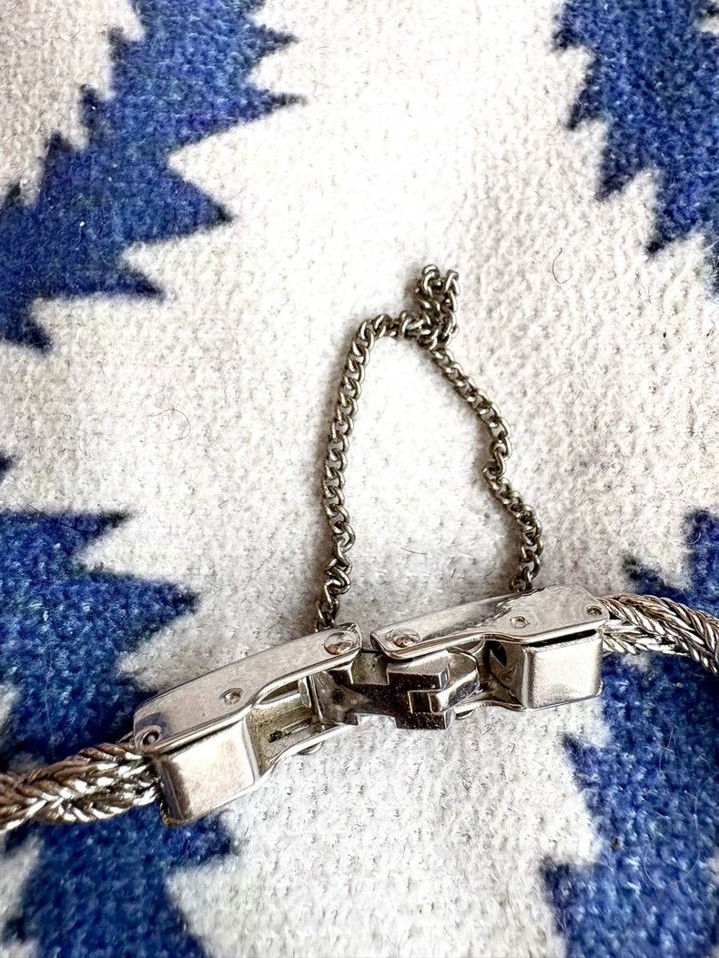 Vivienne Westwood Vivienne Westwood Diamond-studded Feather Watch Bracelet Size ONE SIZE - 8 Thumbnail