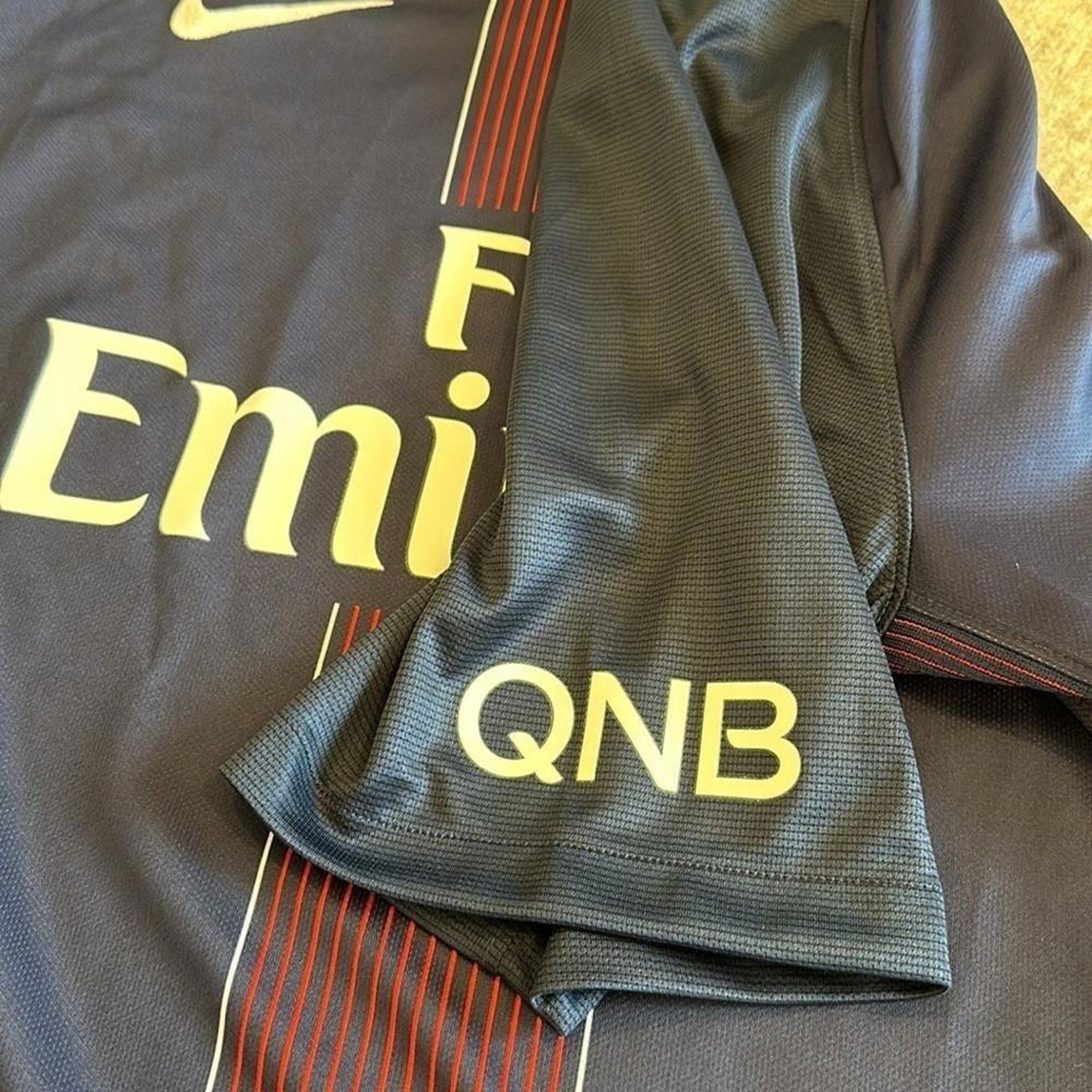 Nike Authentic Paris Saint-Germain 2016 Nike Jersey - Size M Size US XL / EU 56 / 4 - 4 Thumbnail