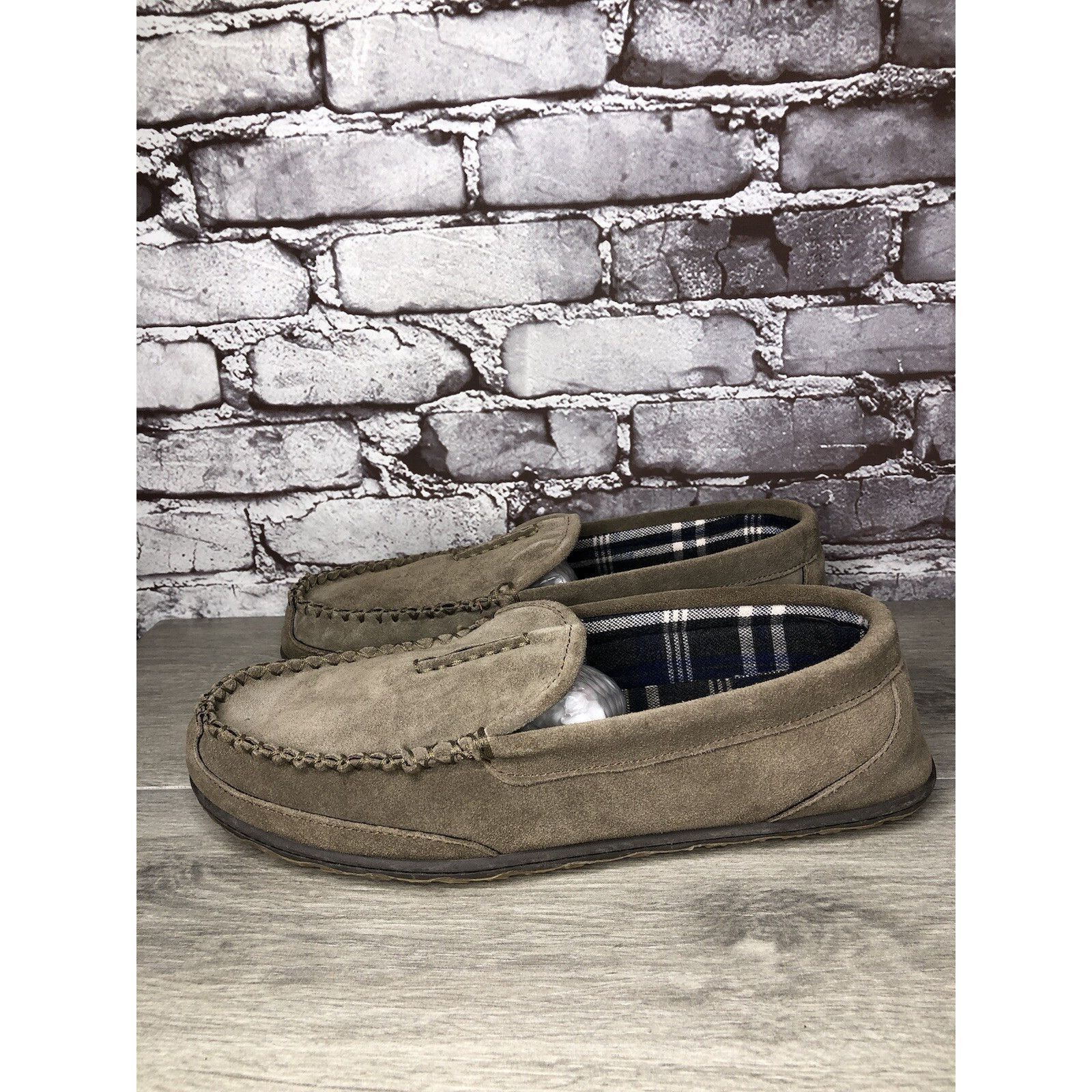 Clarks Clarks Taupe Suede Moccasin Comfort Plaid Lined House Slippe Size US 13 / EU 46 - 15 Thumbnail