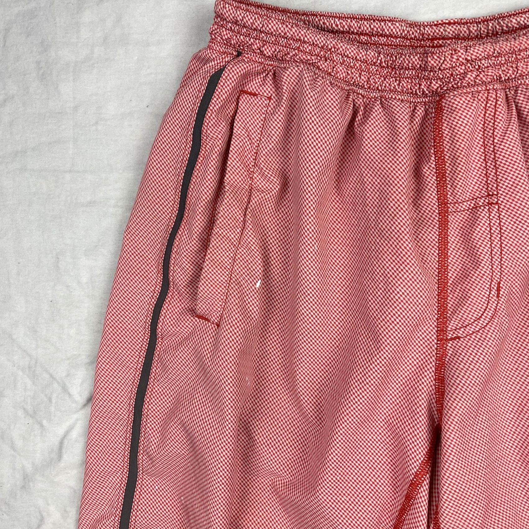 Lululemon Lululemon Athletic Shorts Mens Large Red Checkered Lined Running Reflective Size US 33 - 3 Thumbnail