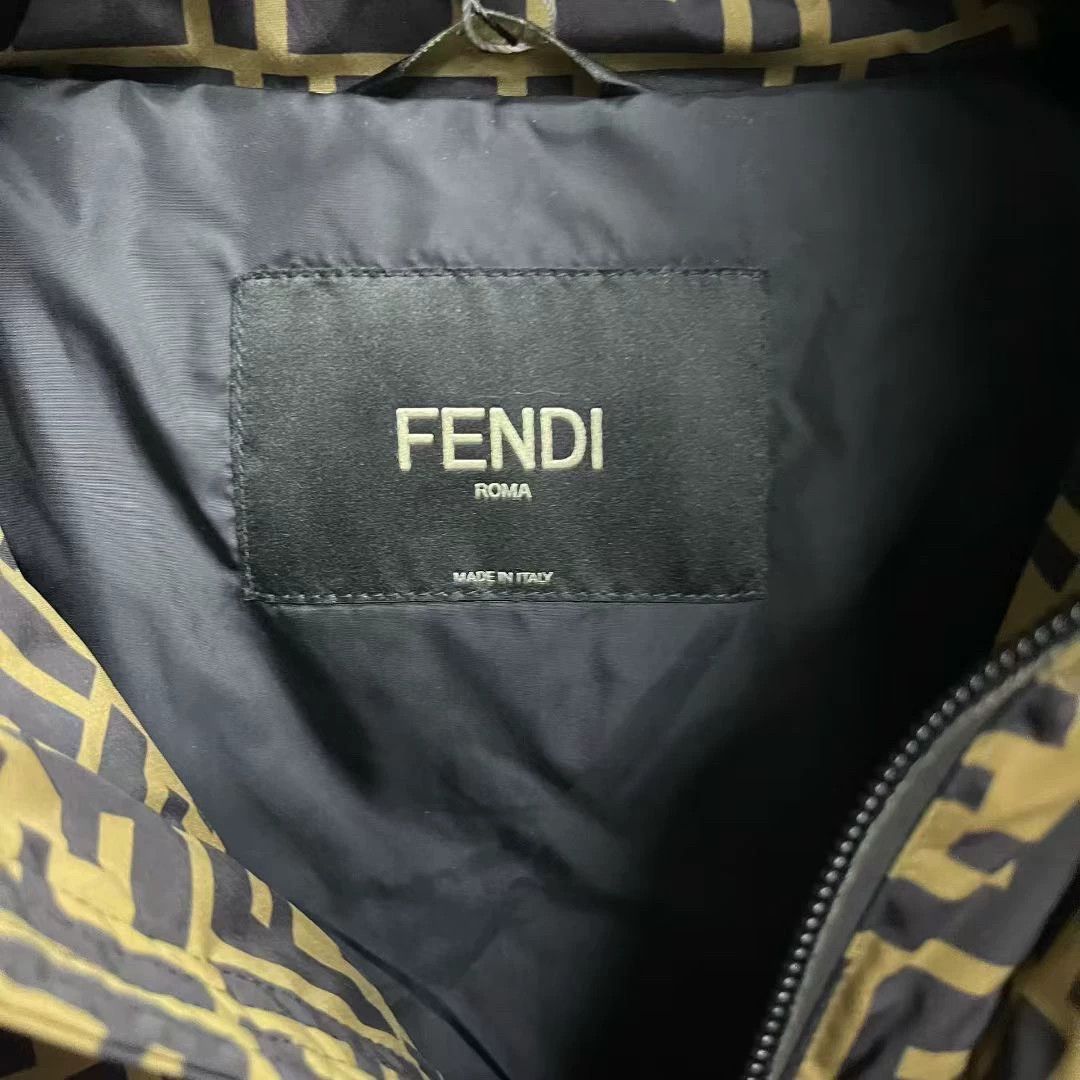 Fendi fendi khaki logo down jacket size 46 Size US S / EU 44-46 / 1 - 3 Thumbnail