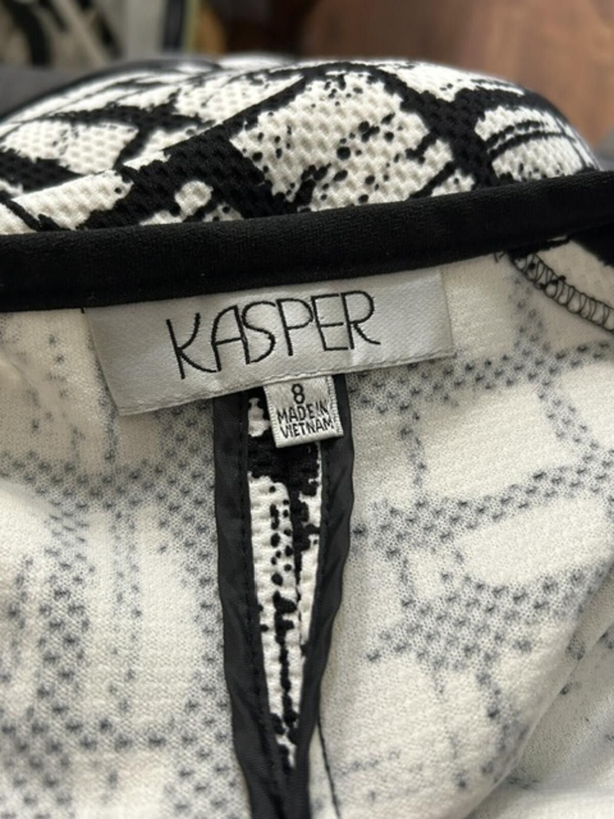 Other Kasper Women's Black and White Patterned Zip-Up Jacket Size Size M / US 6-8 / IT 42-44 - 2 Thumbnail