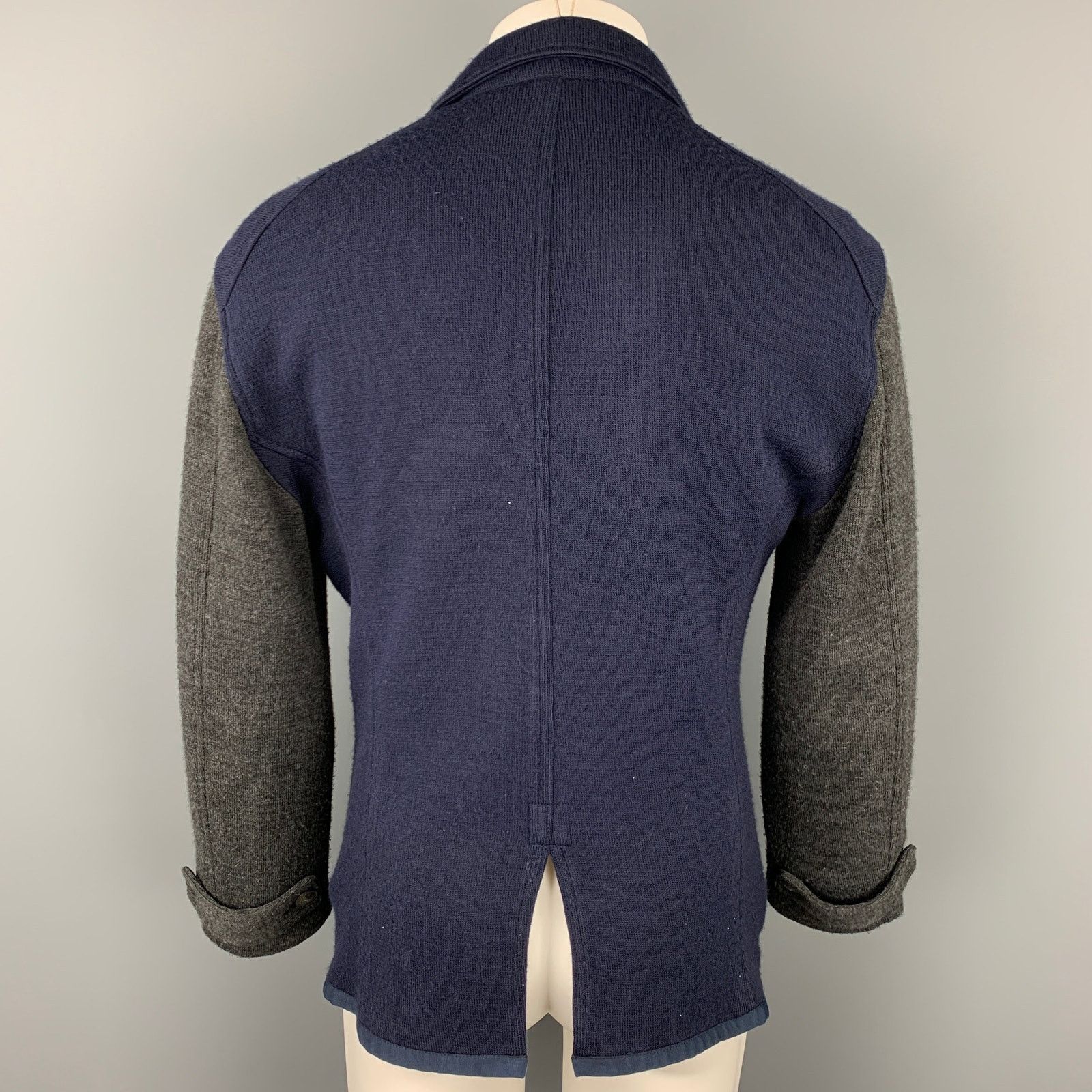 Just Cavalli JUST CAVALLI Size L Navy & Grey Color Block Knit Jacket Size US L / EU 52-54 / 3 - 3 Thumbnail