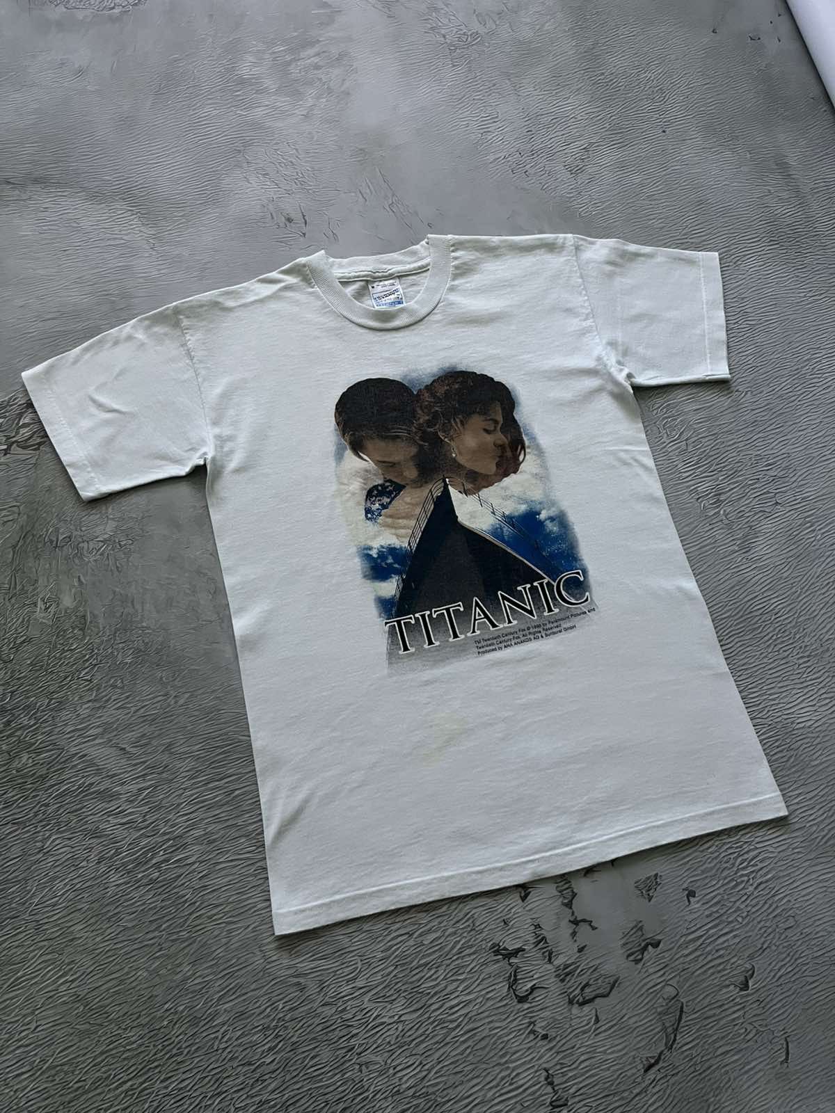 Vintage Rare Vintage Titanic 1998 T-Shirt Movie White Size US M / EU 48-50 / 2 - 1 Thumbnail