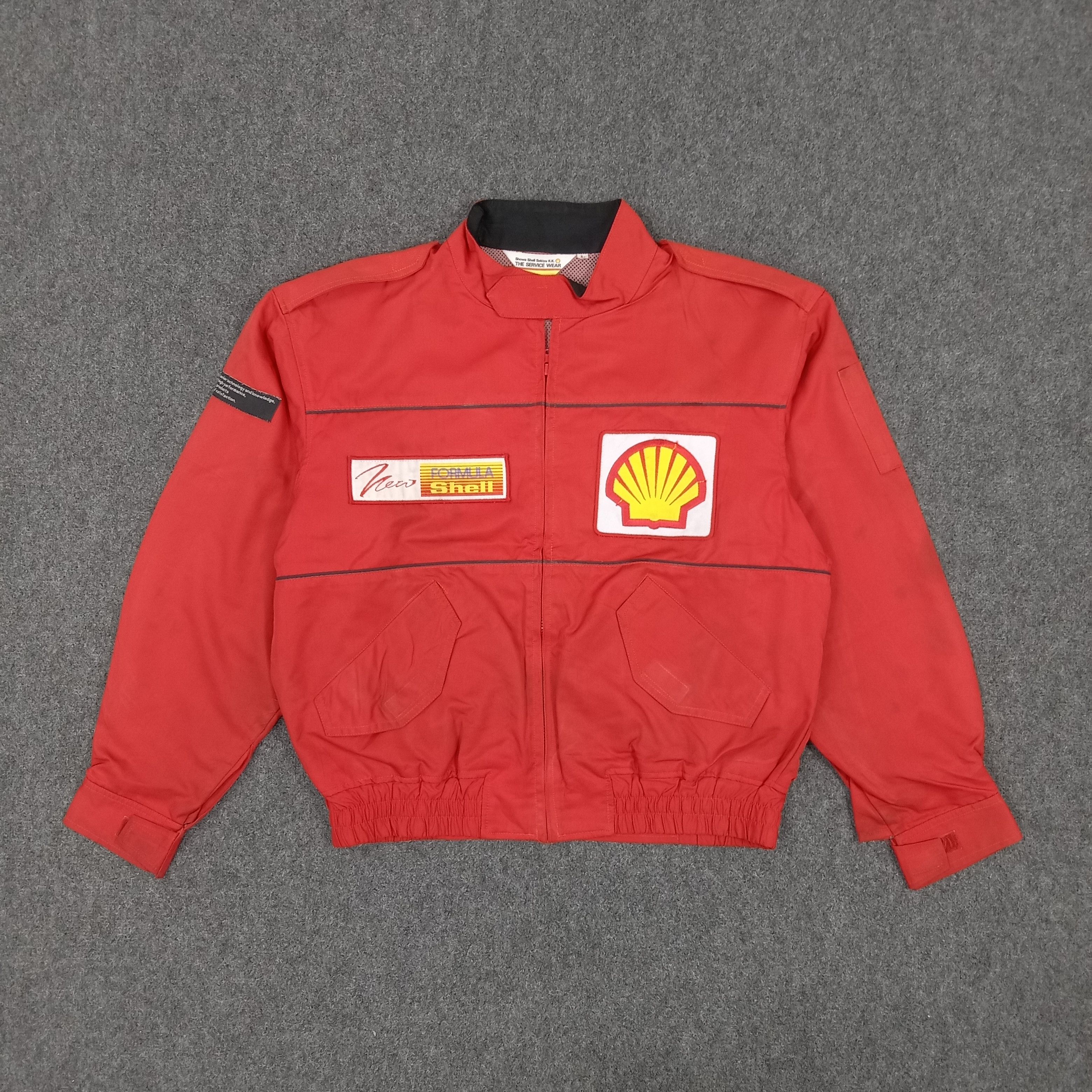 Ferrari × Vintage Shell Formula One Yuasa 1887 Ferrari Racing Jacket Size US L / EU 52-54 / 3 - 1 Thumbnail