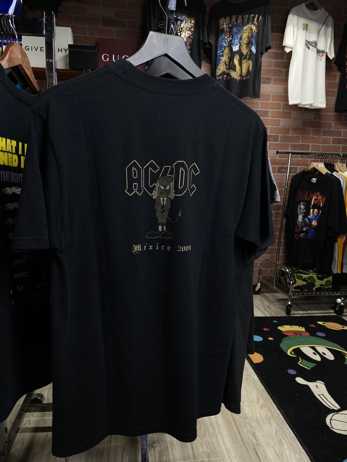 Band Tees Vintage 00’ ACDC Band Tee Shirt Medium Size US M / EU 48-50 / 2 - 3 Thumbnail