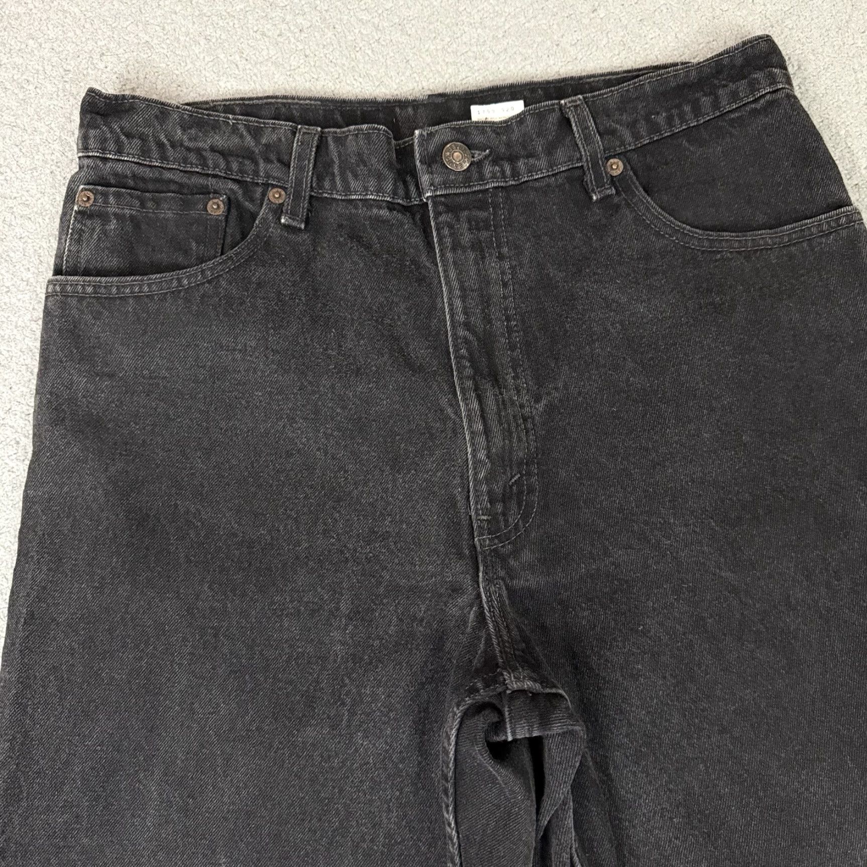 Levi's VINTAGE Levi's 550 Jeans Straight Men 36 Inseam 28 Dark Denim Black Relaxed Fit 550 500 Series Grunge Pockets 31 Inseam Altered 30x30 36x30 Size US 36 / EU 52 - 2 Thumbnail