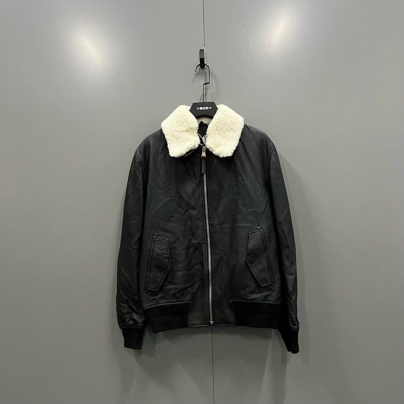 Louis Vuitton Louis Vuitton Black embossed small logo lambswool jacket 25 Size US L / EU 52-54 / 3 - 1 Thumbnail