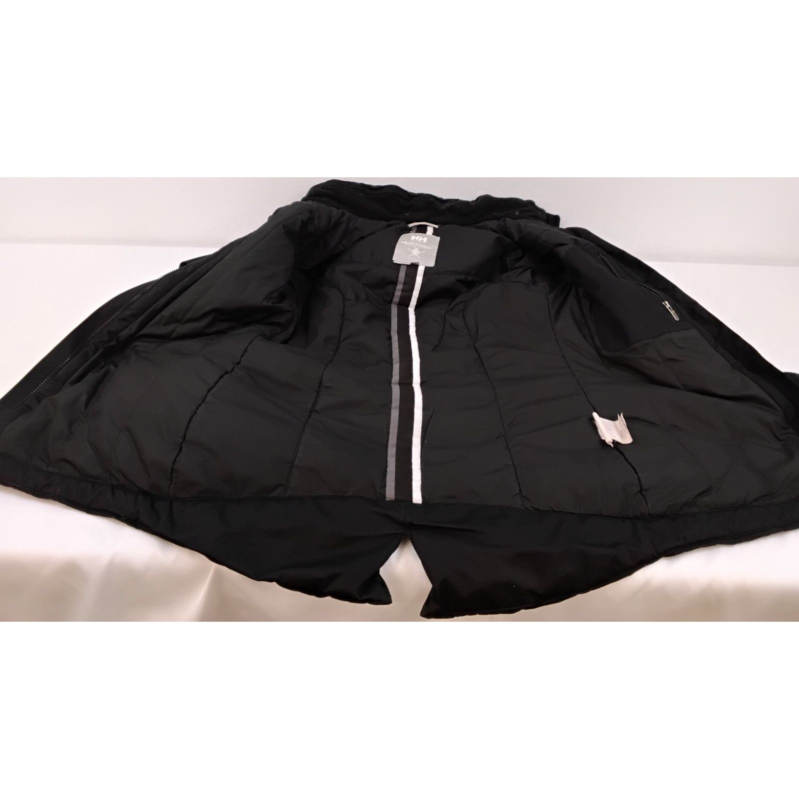 Helly Hansen Helly Hansen Ski Jacket Women's S Black Arctic Legacy Parka Size S / US 4 / IT 40 - 9 Thumbnail