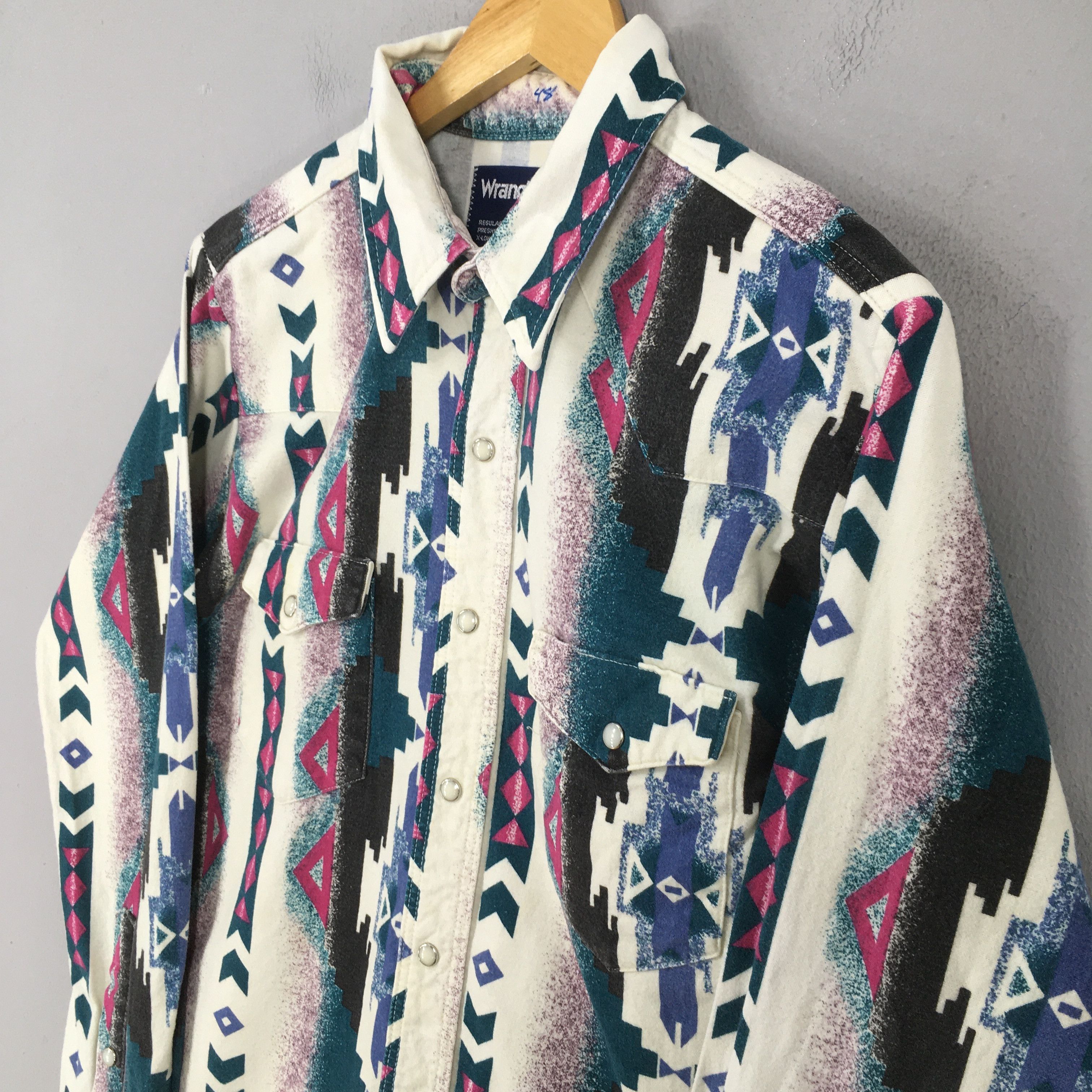Wrangler Vintage 80s Wrangler Aztec Navajo Brushpopper Shirt Small Size US S / EU 44-46 / 1 - 3 Thumbnail