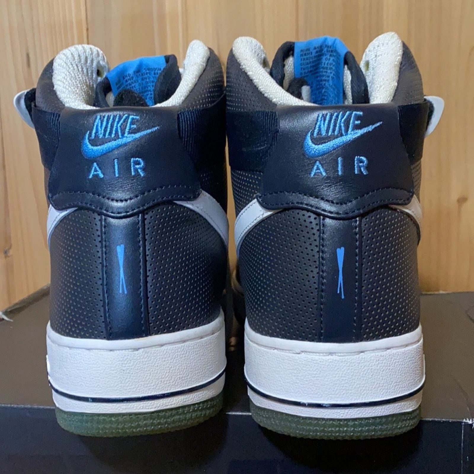 Nike 2010 Nike Air Force 1 Yankees futura Size US 10 / EU 43 - 2 Thumbnail