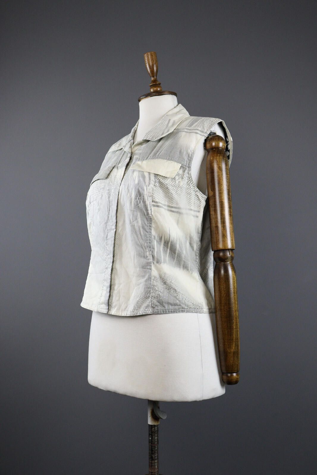 Designer Marc Cain Sleeveless Buttton Down Blouse Shirt Size 4 Size S / US 4 / IT 40 - 4 Thumbnail