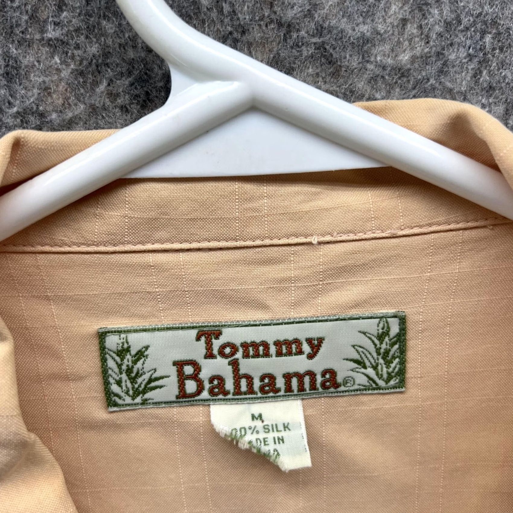 Tommy Bahama Tommy Bahama Shirt Men M Orange Silk Button-Up Button-Down Casual Preppy Short Sleeve Modern Classic Size US M / EU 48-50 / 2 - 5 Thumbnail