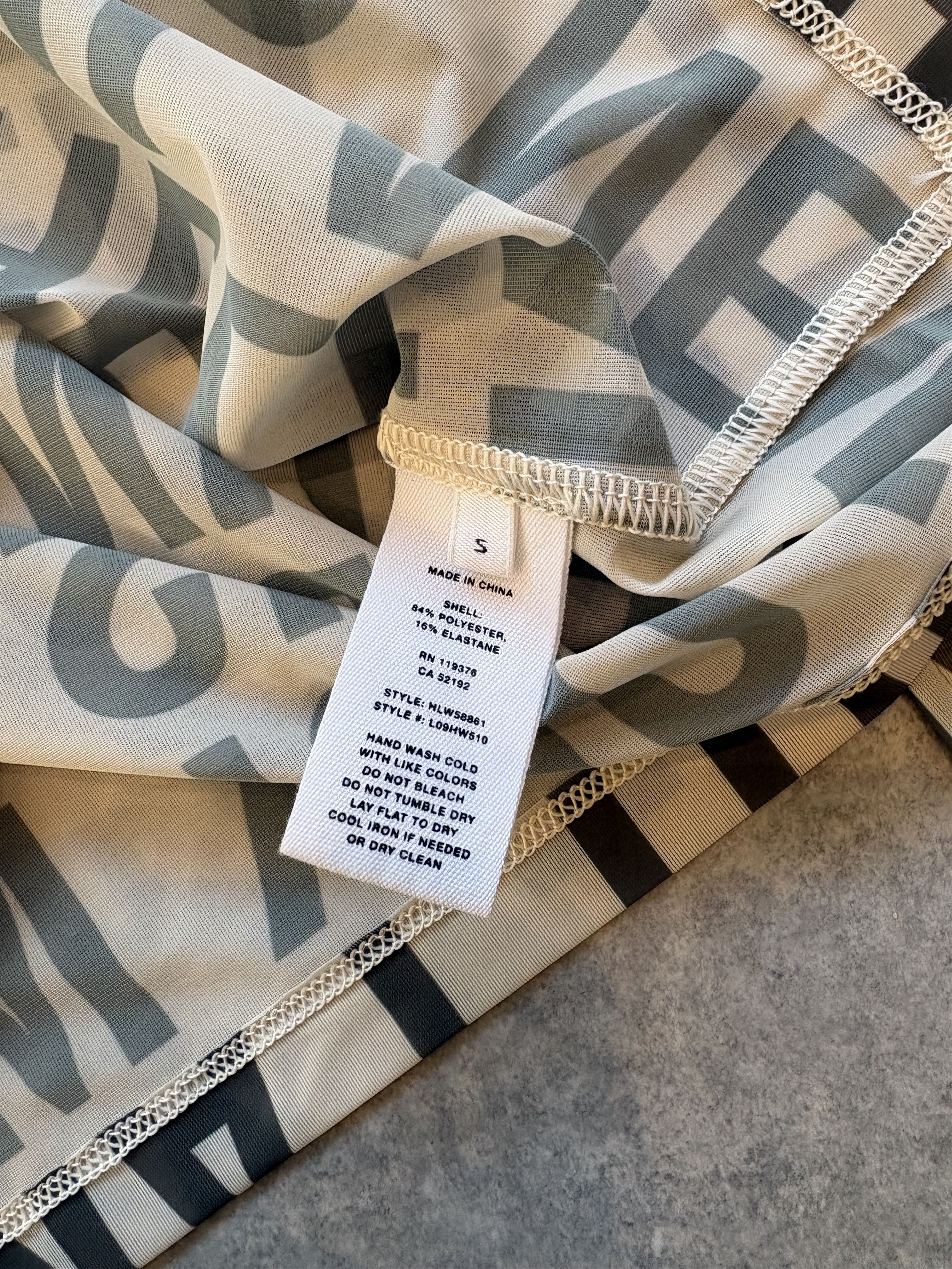 Helmut Lang Helmut Lang - All Over Logo Print Top Size S / US 4 / IT 40 - 5 Thumbnail