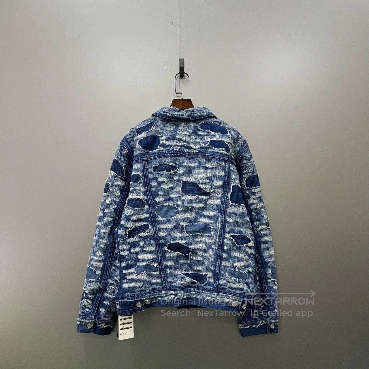 Givenchy givenchy distressed denim jacket in size medium. Size US M / EU 48-50 / 2 - 2 Thumbnail