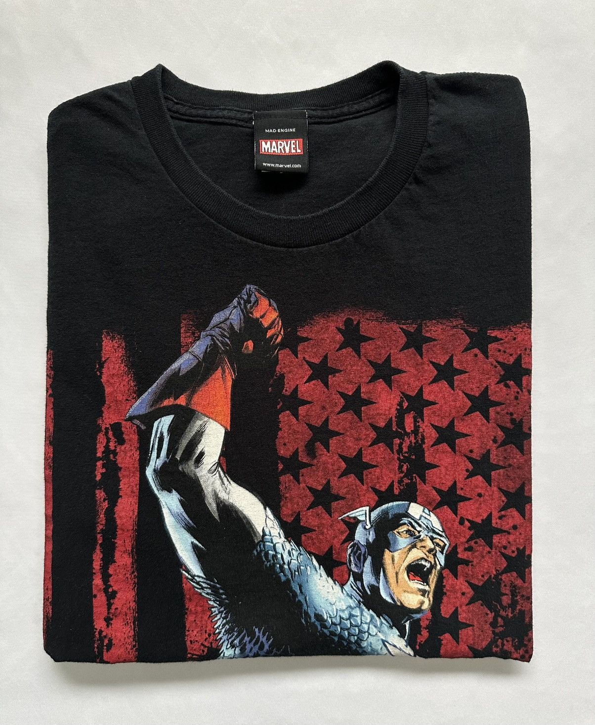 Marvel Comics Marvel Comics Mad Engine Captain America Graphic T-Shirt Size US L / EU 52-54 / 3 - 3 Thumbnail