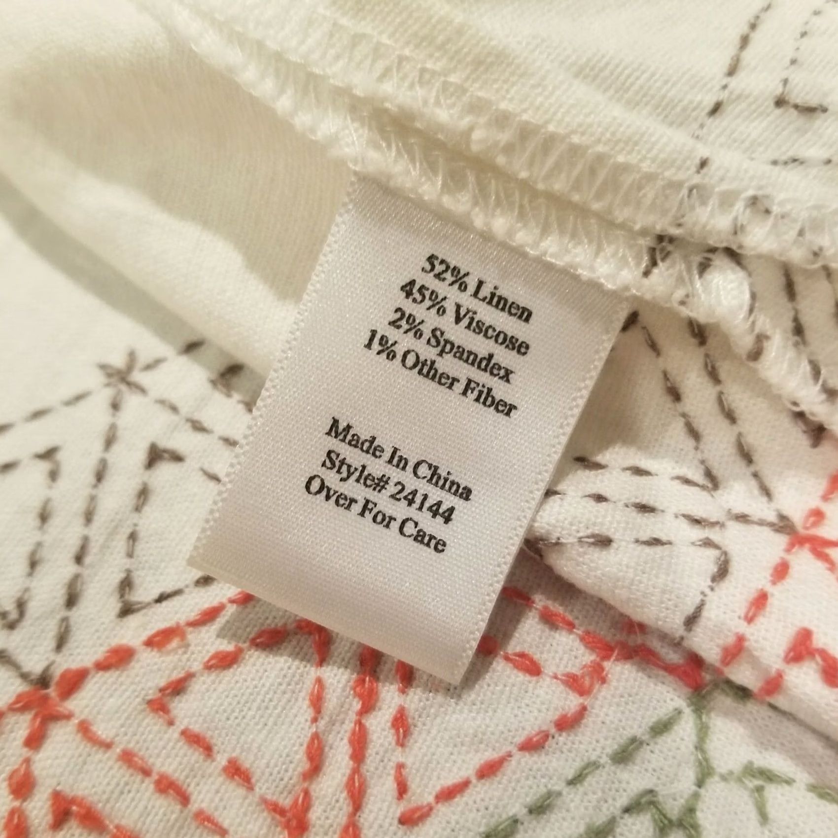 Vintage TravelSmith Skirt Womens 10 White Swing Line Size Embroidered Hem Linen Blend Size 32" / US 10 / IT 46 - 3 Thumbnail