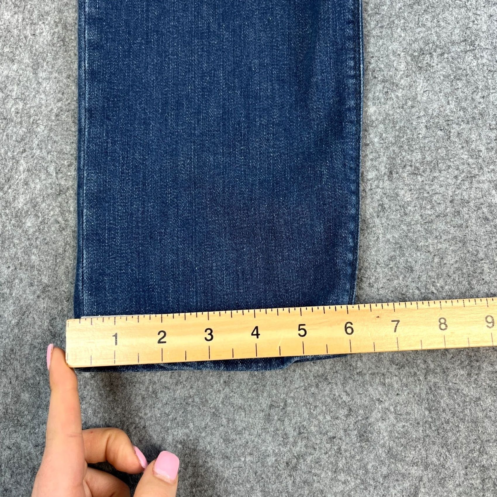 Vintage Armani Jeans Jeans Slim Tapered 32 Regular Denim Blue Medium Wash Stretch Whiskers 5-Pocket Mens Regular Size 32 in Blue Boys Womens Mens Size US 32 / EU 48 - 3 Thumbnail