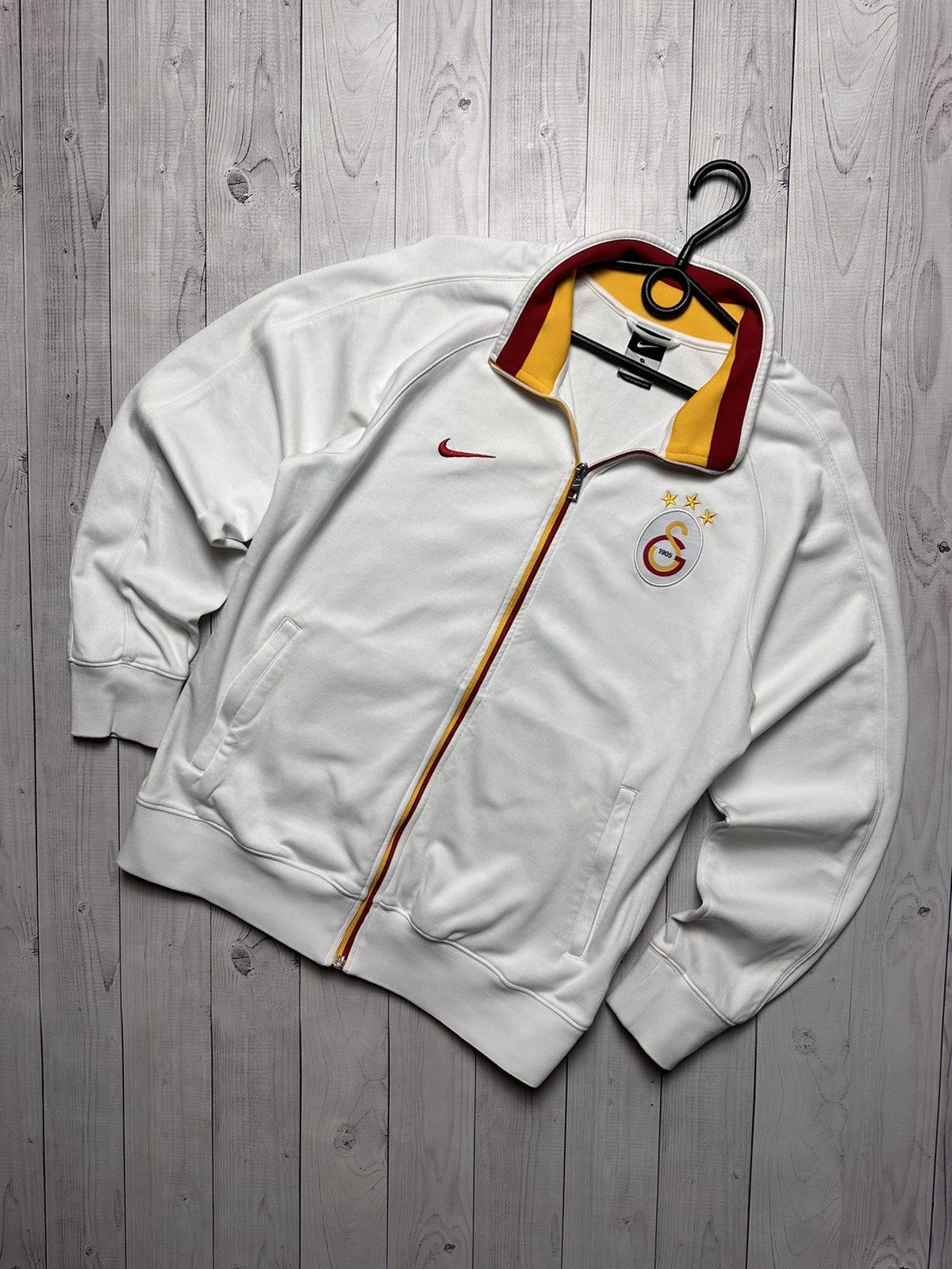 Vintage Nike Galatasaray soccer track jacket size M logo