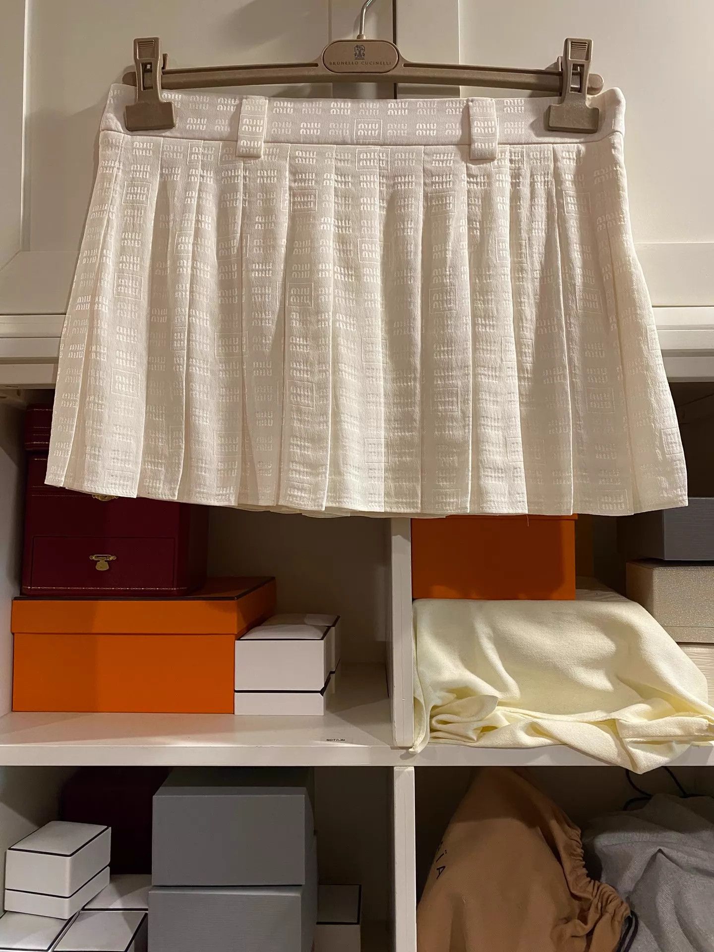 Miu Miu MIU MIU Silk Classic Skirt 40 Size 27" / US 4 / IT 40 - 1 Thumbnail