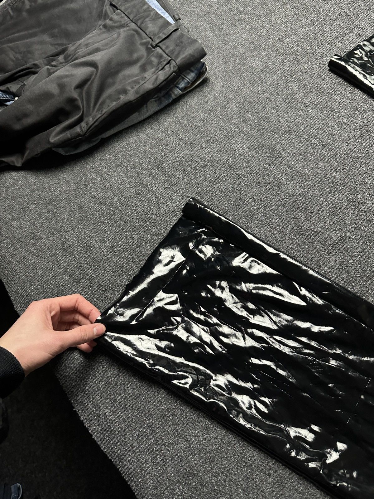 Other SEXY 18+ 🚨 LUXURY BLACK PATENT LATEX Y2K PANTS Size 26" / US 2 / IT 38 - 5 Thumbnail