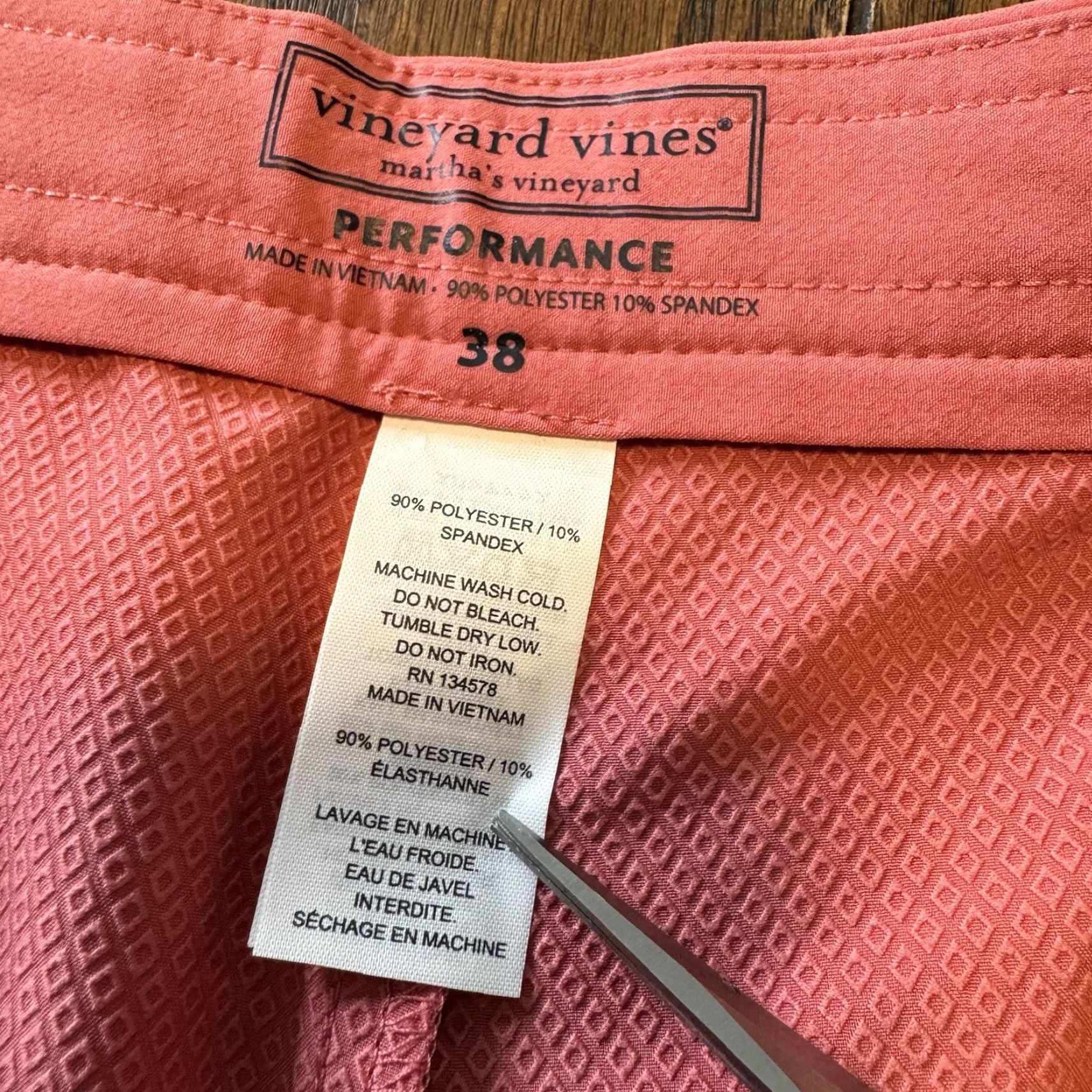 Vineyard Vines VINEYARD VINES Mens Performance Sandbar Golf Shorts 38 Pink 8” Inseam NEW Size US 38 / EU 54 - 4 Thumbnail