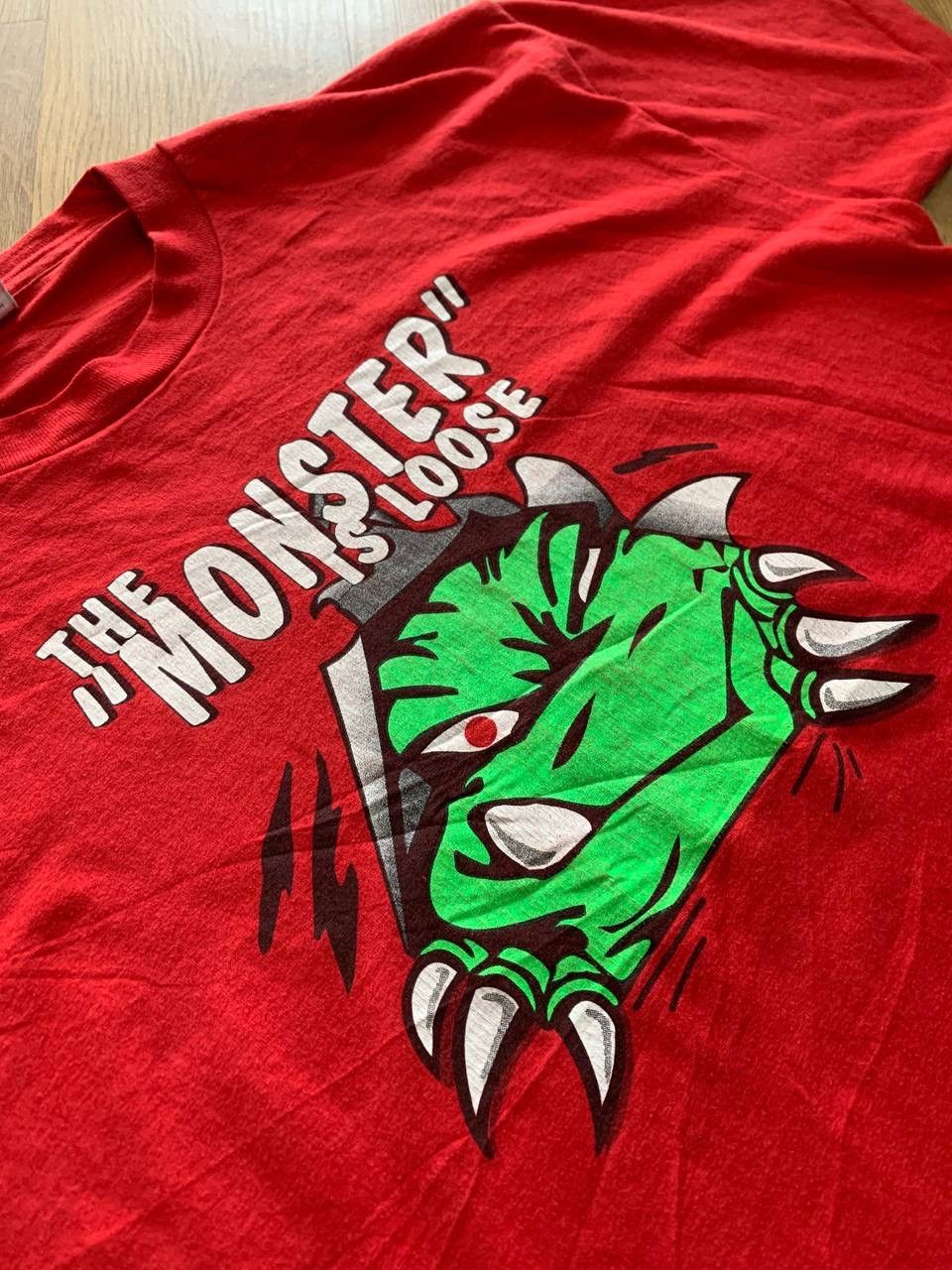 Vintage Vintage 90s The Monster Is Loose Size US XL / EU 56 / 4 - 7 Thumbnail