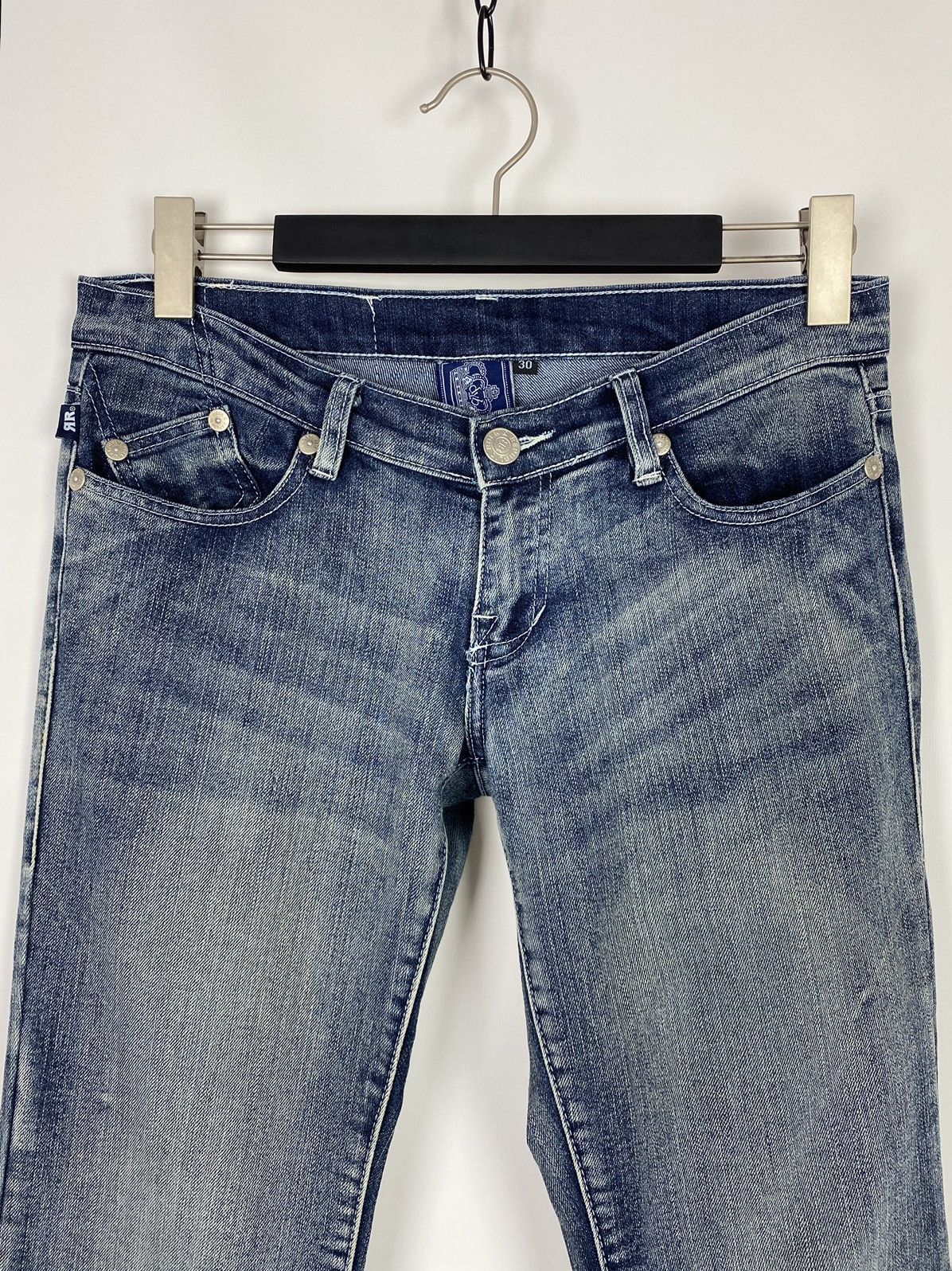 Victoria Beckham Y2K Vintage Low Rise Slim Washed Denim Flare Jeans Size 30" / US 8 / IT 44 - 5 Thumbnail