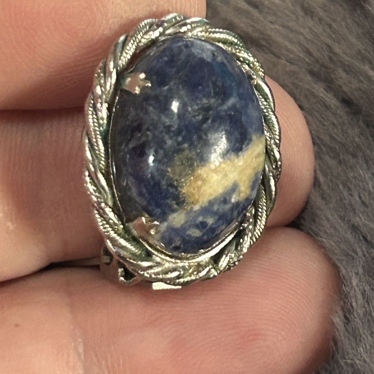 Vintage Vintage 70s sodalite cabochon rope edge clip on earrings Size ONE SIZE - 7 Thumbnail
