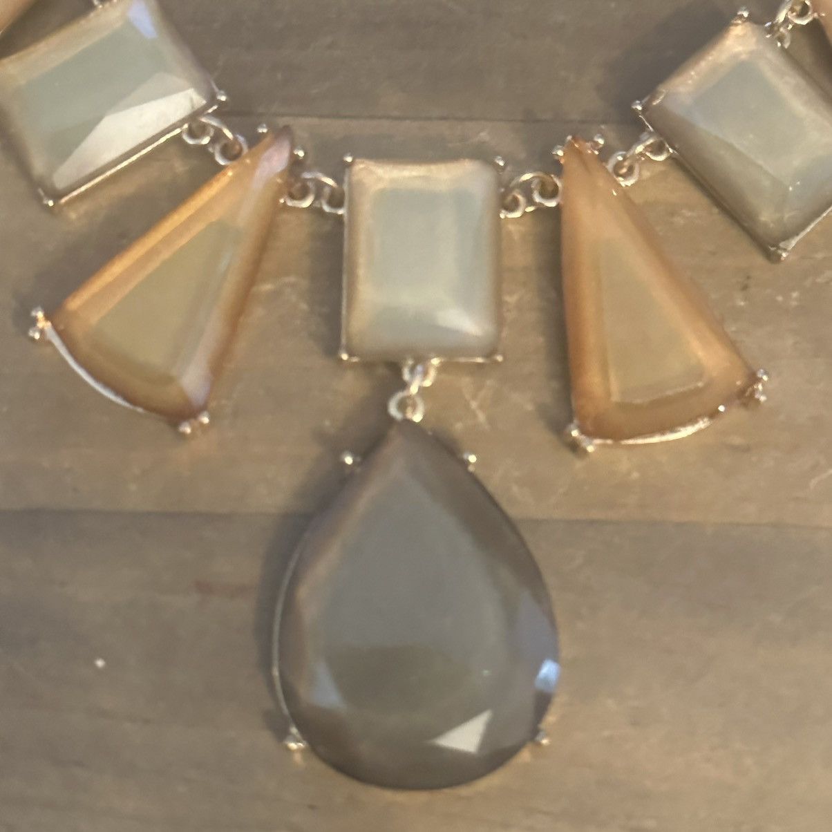 Other Mika shimmery stones geometric statement necklace Size ONE SIZE - 4 Thumbnail
