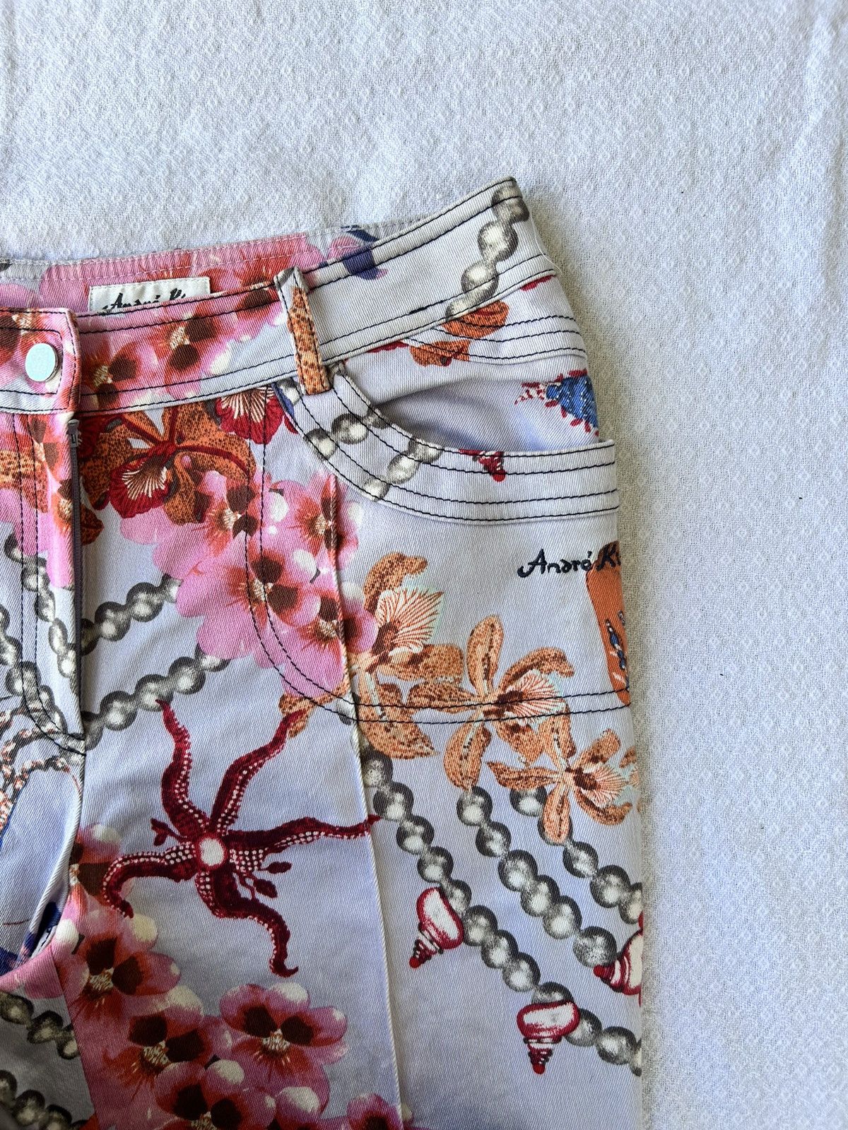 Japanese Brand Andre kim japanese flowers pants archive Ifsix lgb styled Size US 32 / EU 48 - 4 Thumbnail