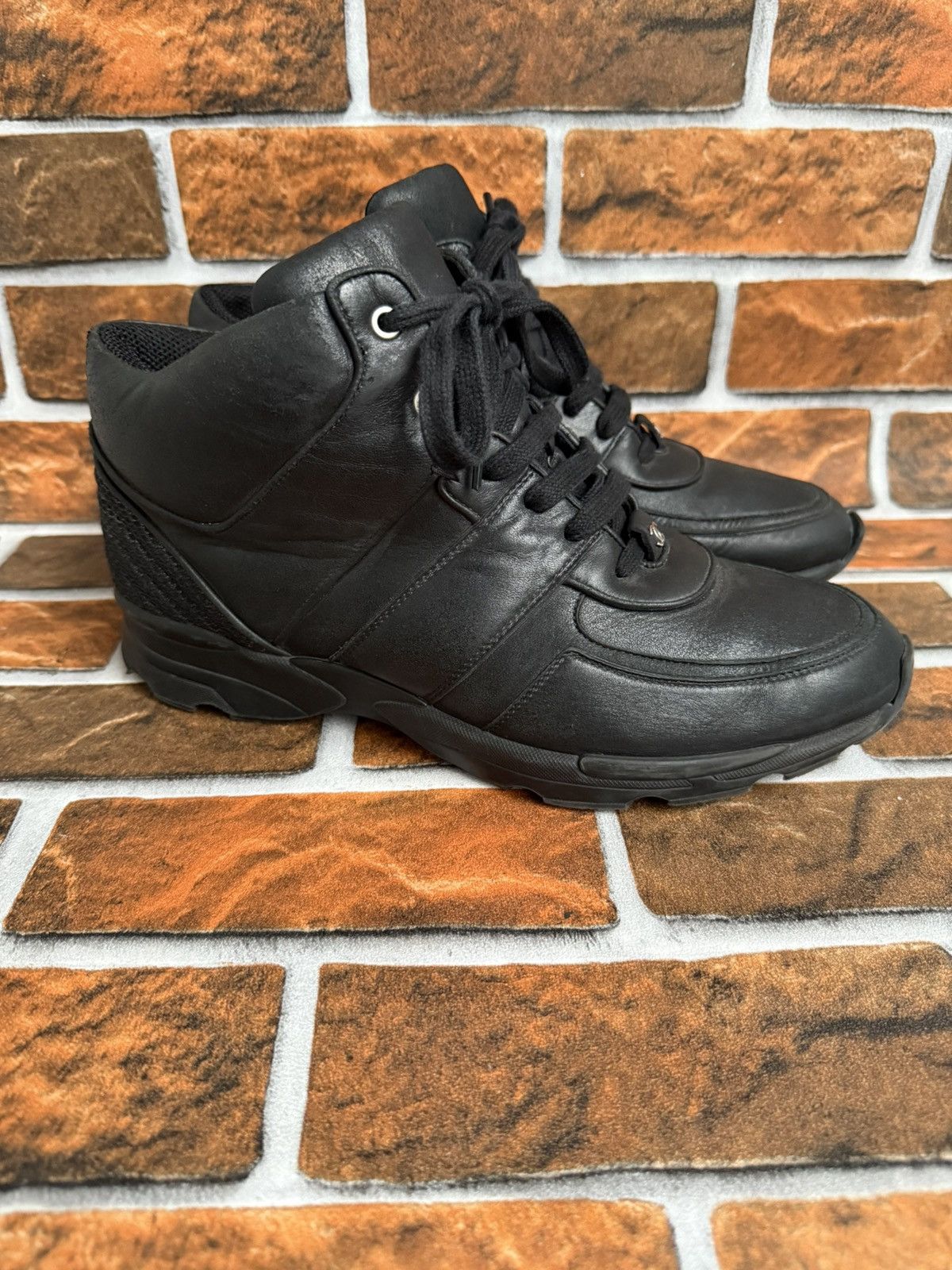 Chanel 🔥♠️Cc trainers Size US 9 / EU 42 - 2 Thumbnail